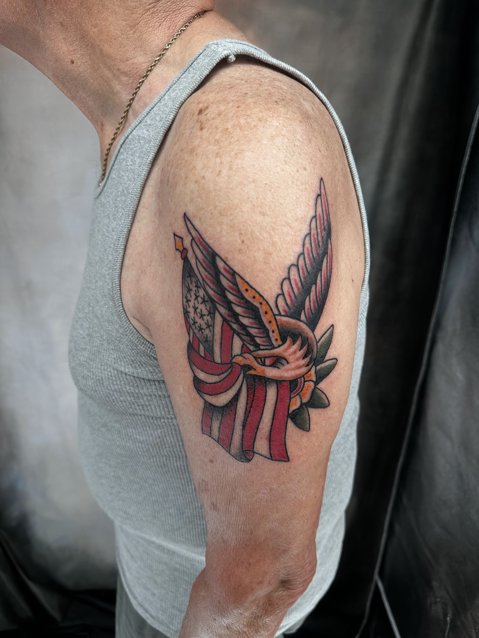 The Queen Bee Tattoo and Piercing Parlour tattoo work — photo 2