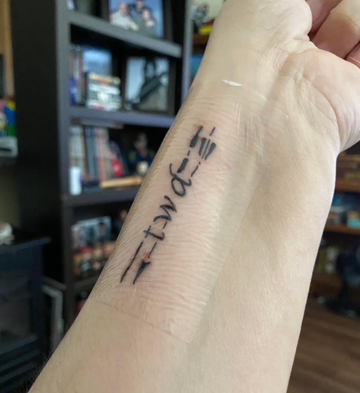 Buzz Buzz Tattoo tattoo work — photo 3