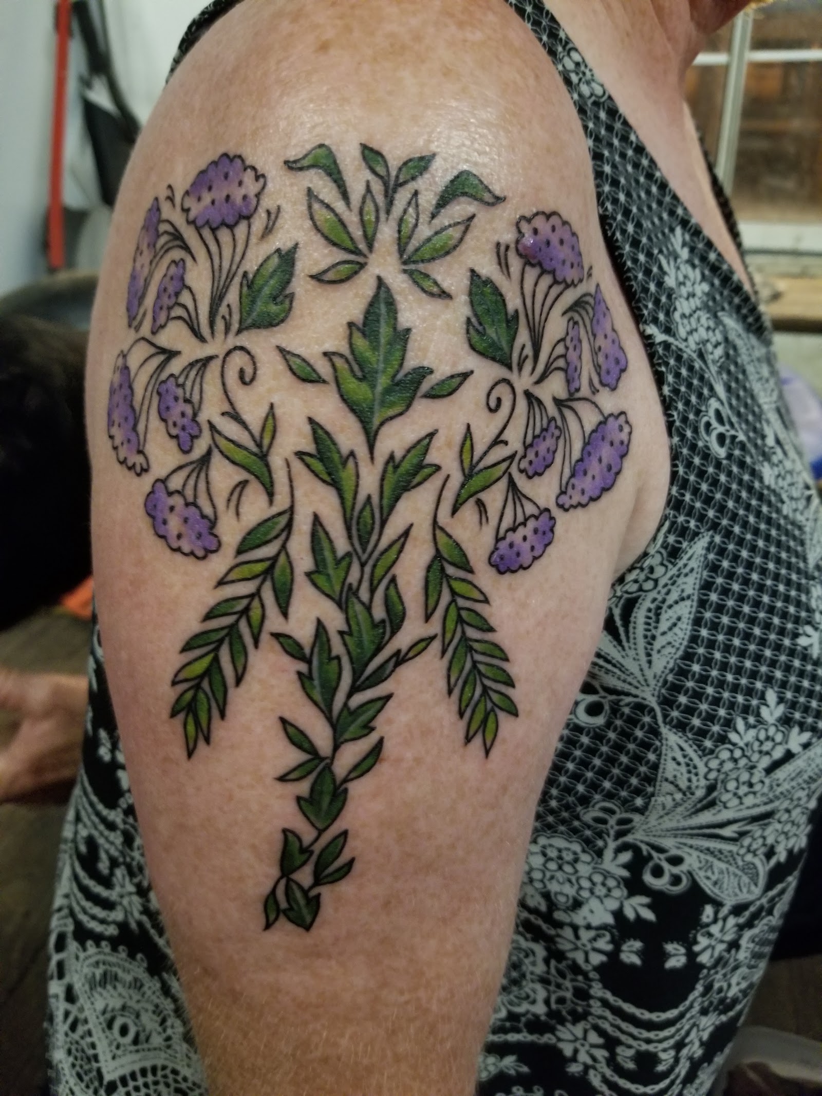 Roses and Ruins Tattoo Summerville tattoo work — photo 3
