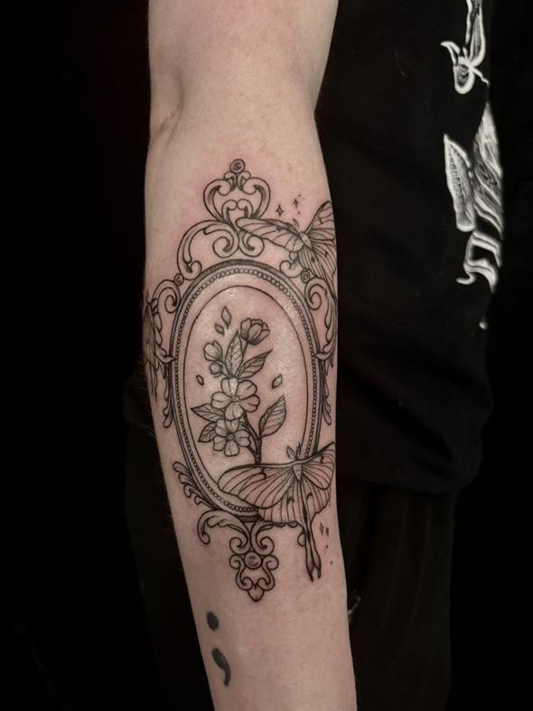 Absolute Tattoo tattoo work — photo 2