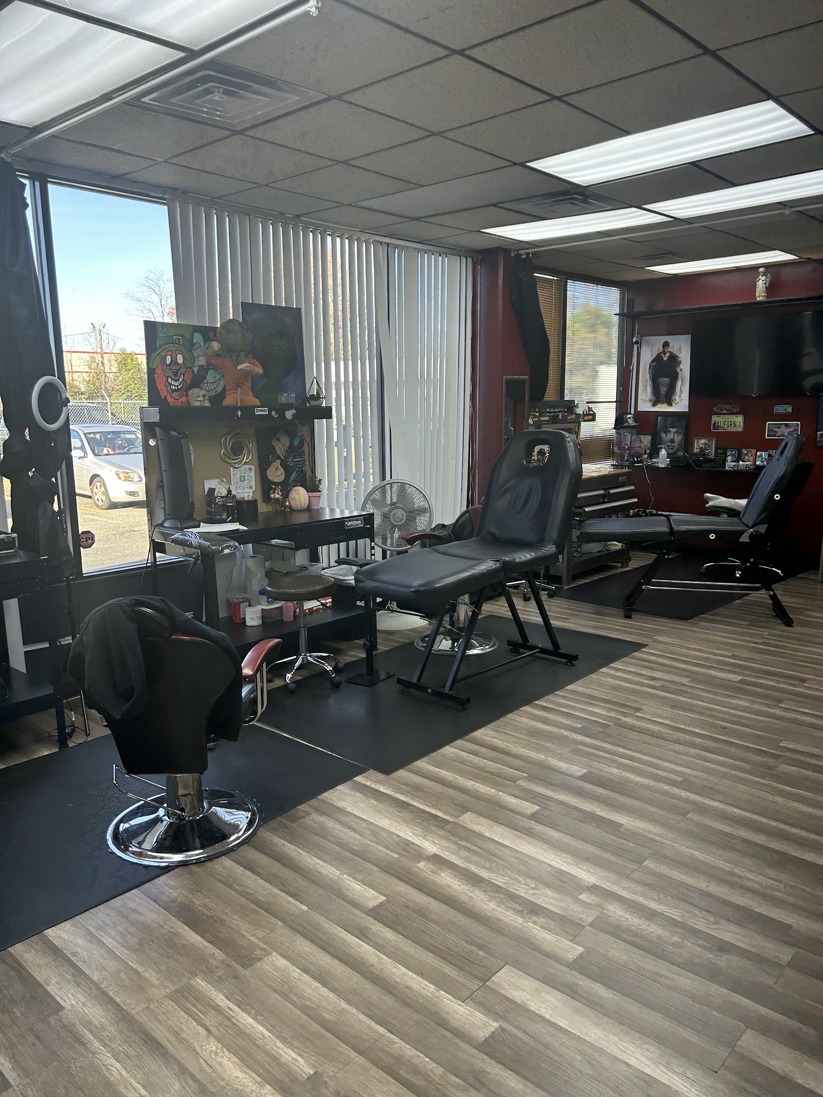Hollywood Ink Tattoos tattoo work — photo 2