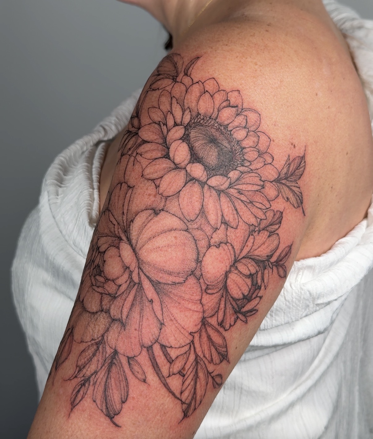 KVITKA ♥️ tattoo studio tattoo work — photo 2