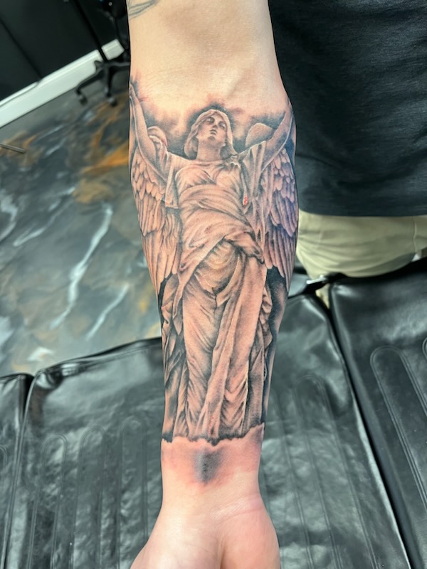 UniquInk Tattoos & Piercings tattoo work — photo 3