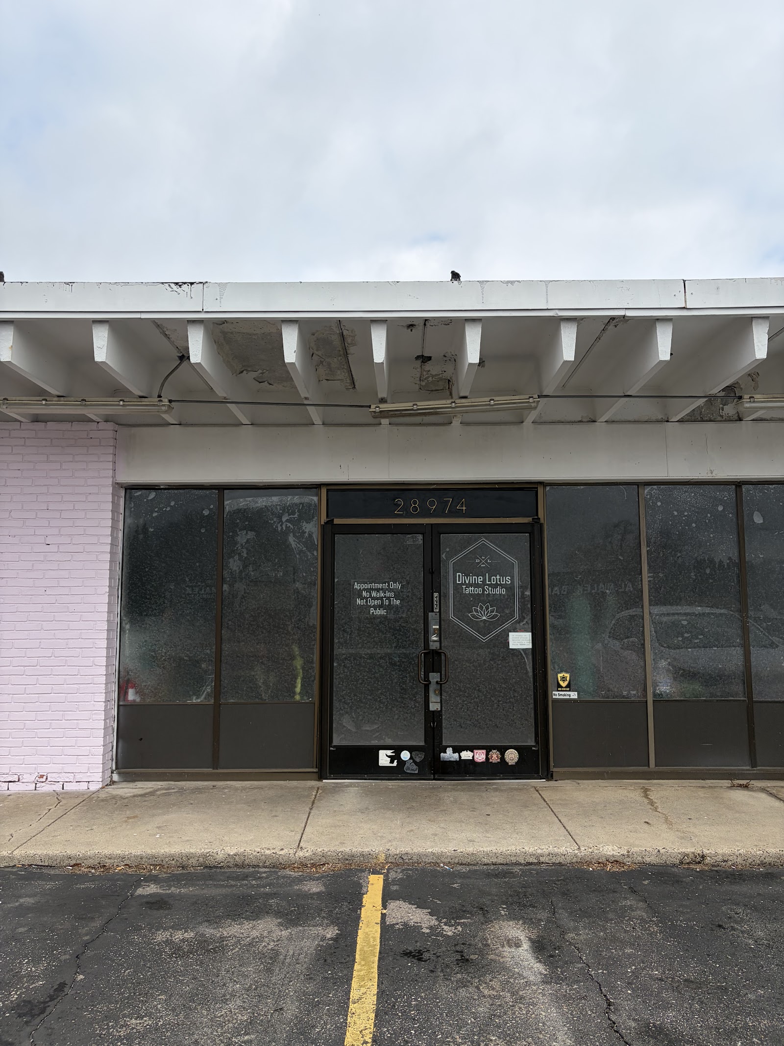 Divine Lotus Tattoos tattoo parlor in Detroit, MI
