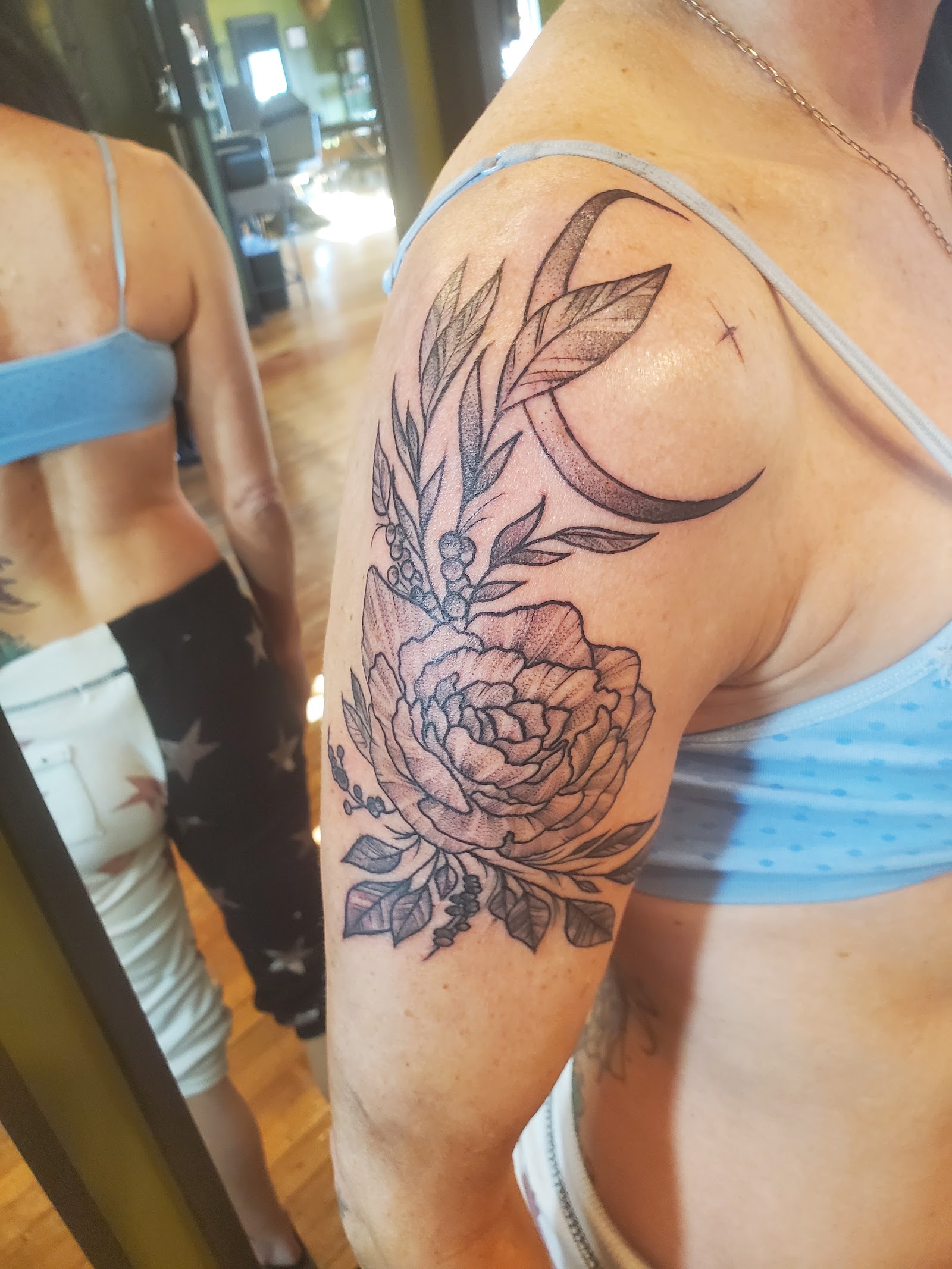 Crimson & Gold Tattoos tattoo work — photo 2