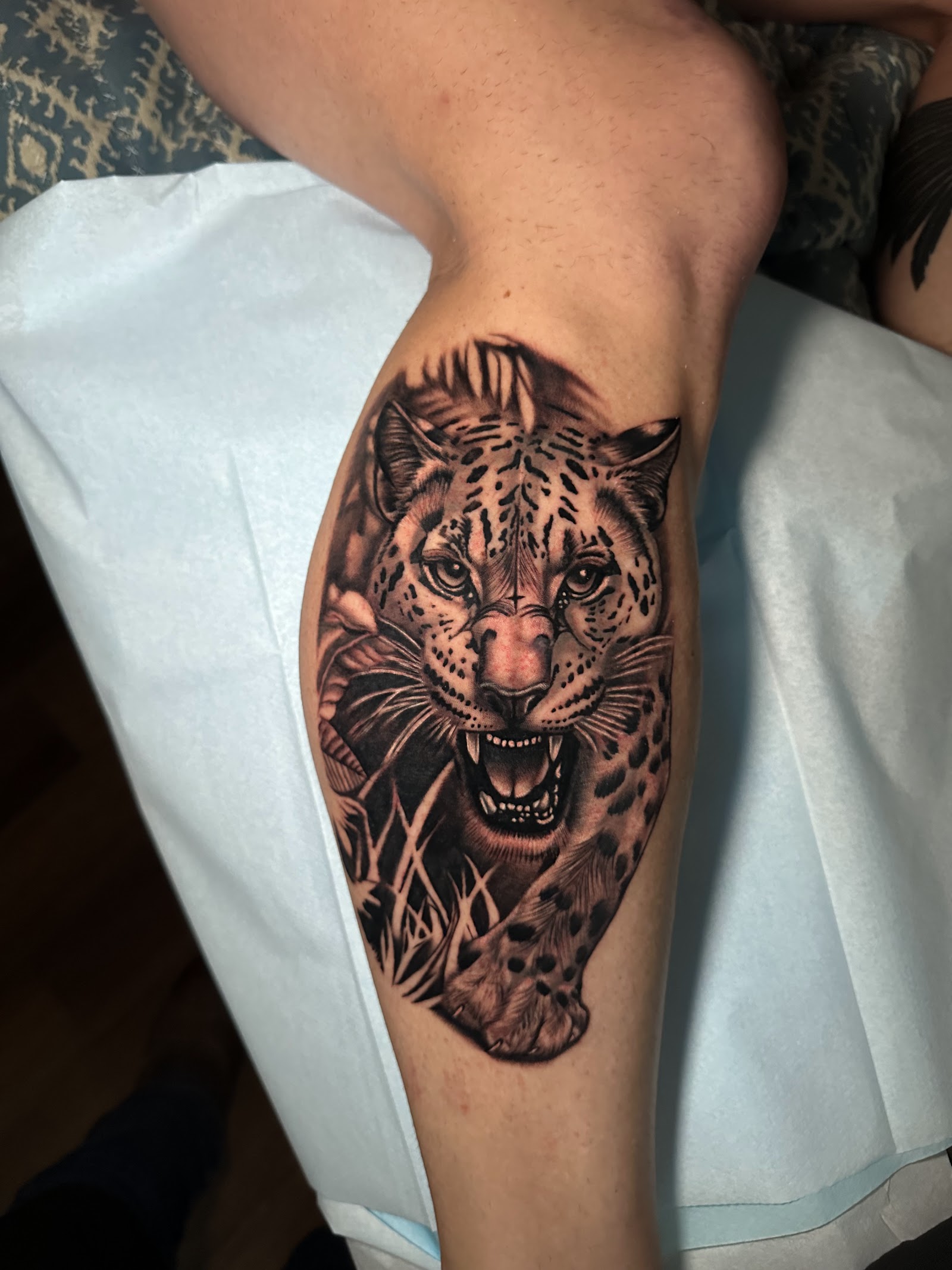 Lotattoos & Fine Art tattoo parlor in Lewisville, TX