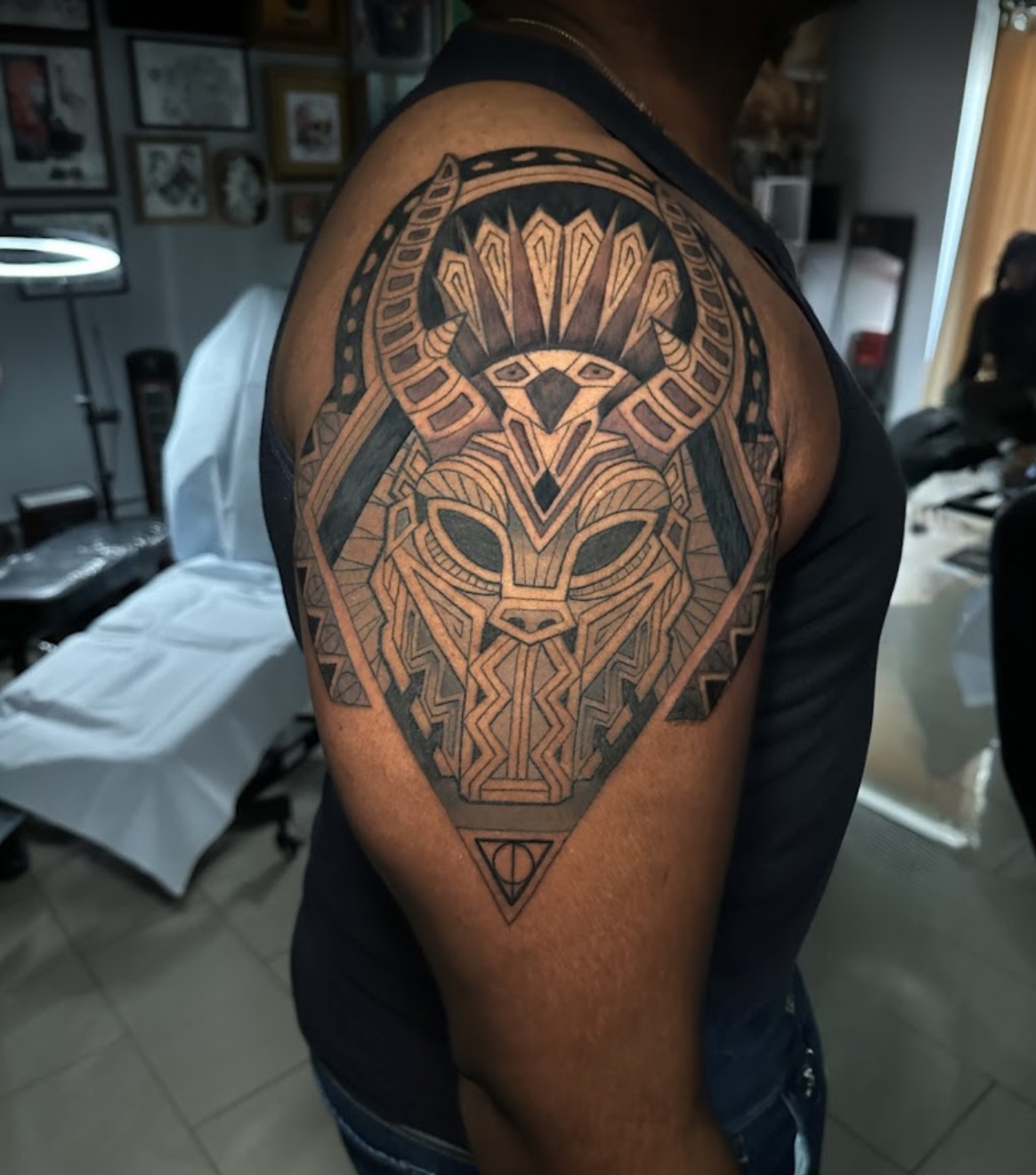 DFW body piercing & tattoo shop tattoo parlor in Fort Worth, TX