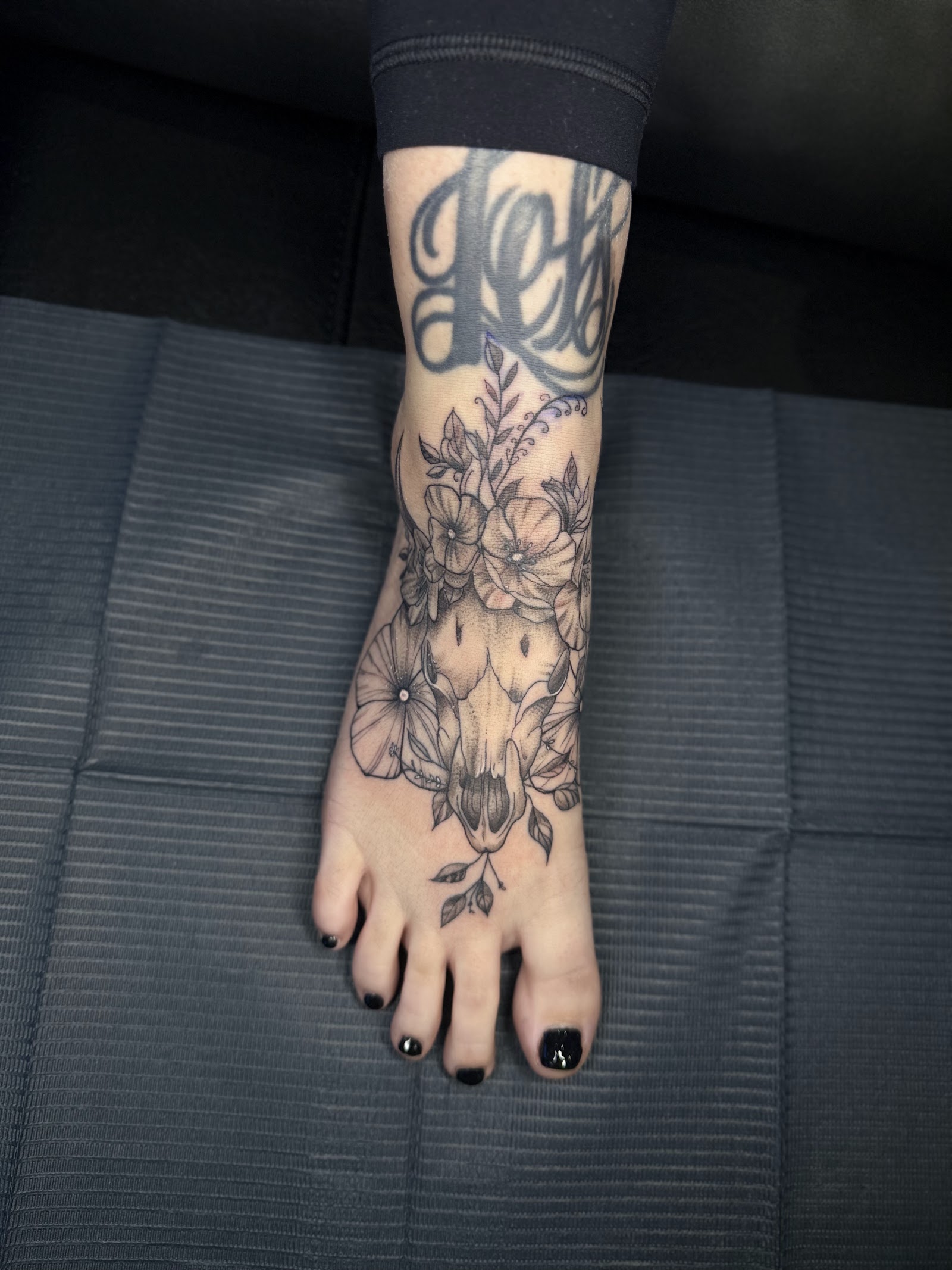 Sarah Victor Studios tattoo work — photo 2