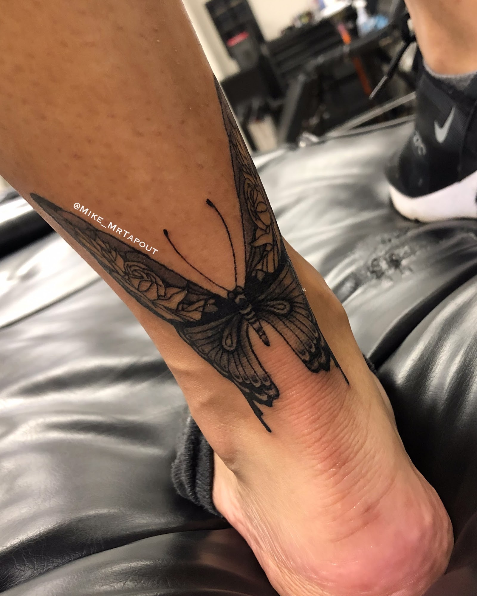 Tapout Tattooing tattoo parlor in Houston, TX