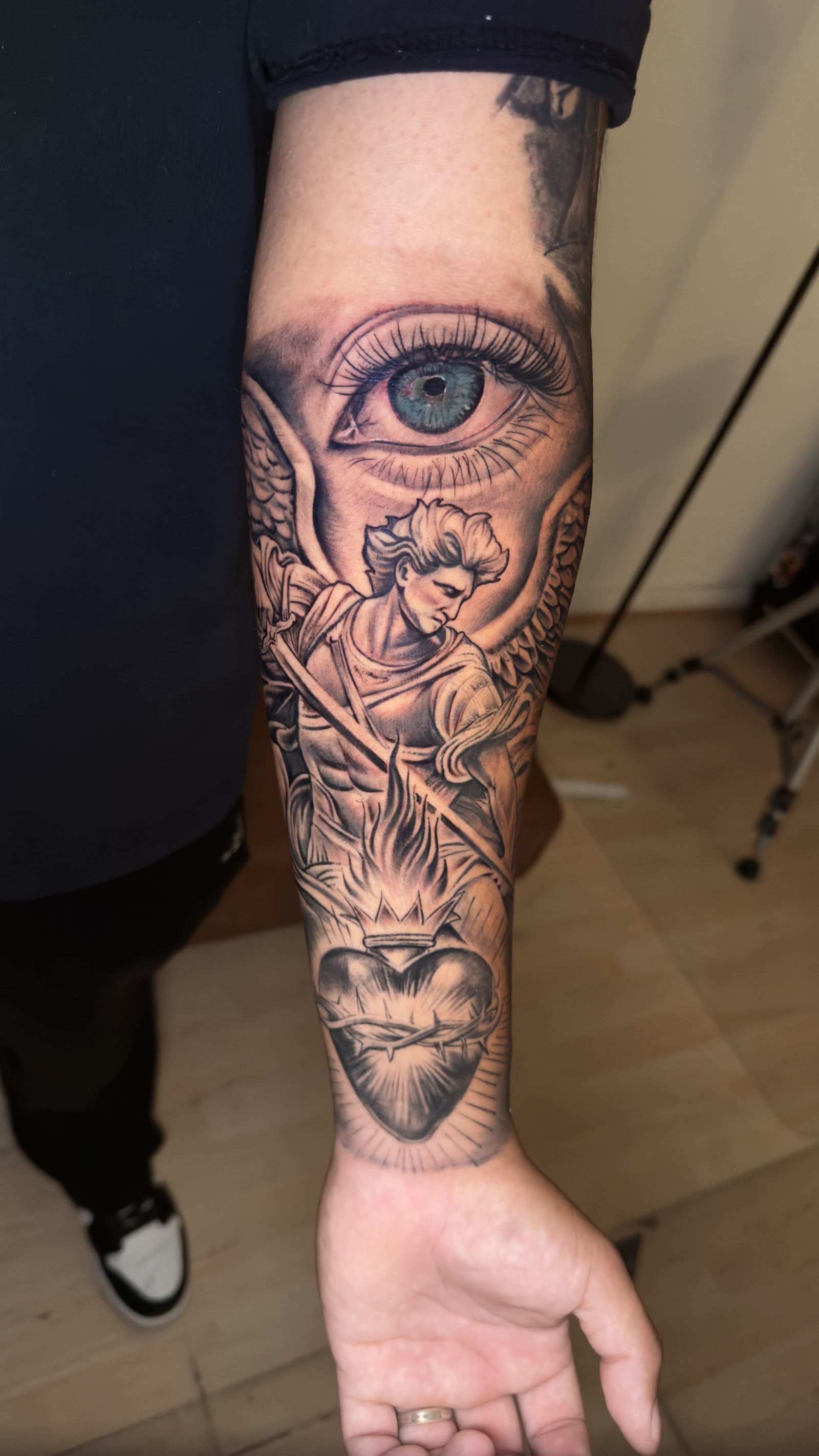 Fine Liners Tattoo Studio tattoo work — photo 2