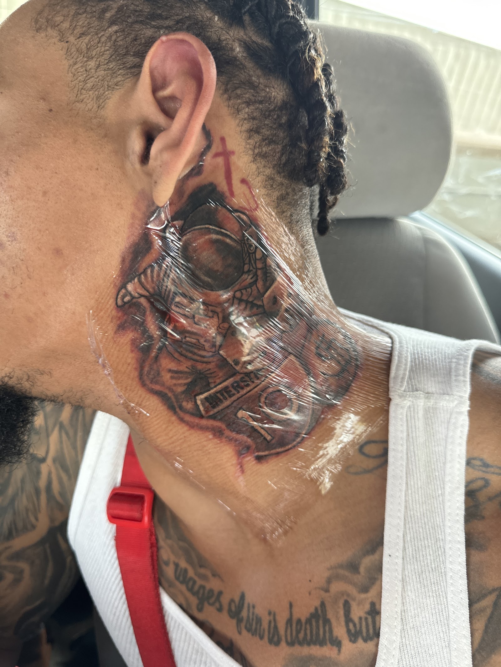 Sintown Tattoo Studio tattoo work — photo 3