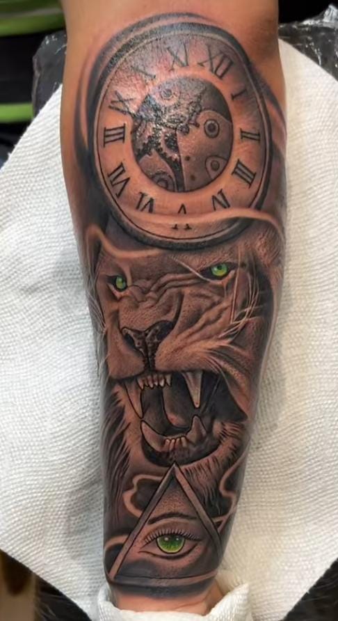 Tinta Azteca Tattoo Studio tattoo work — photo 3