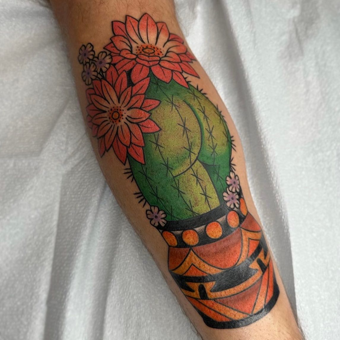 Black Hive Tattoo tattoo work — photo 3