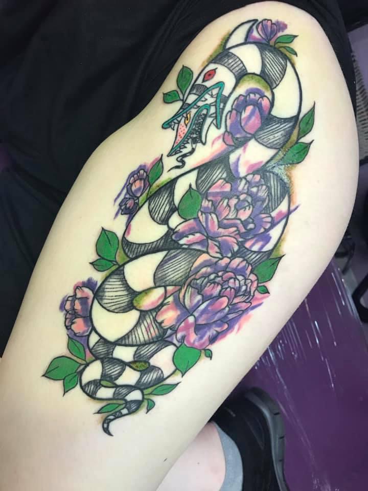 Synthia Roy tattoo and body piercing tattoo parlor in Jacksonville, FL
