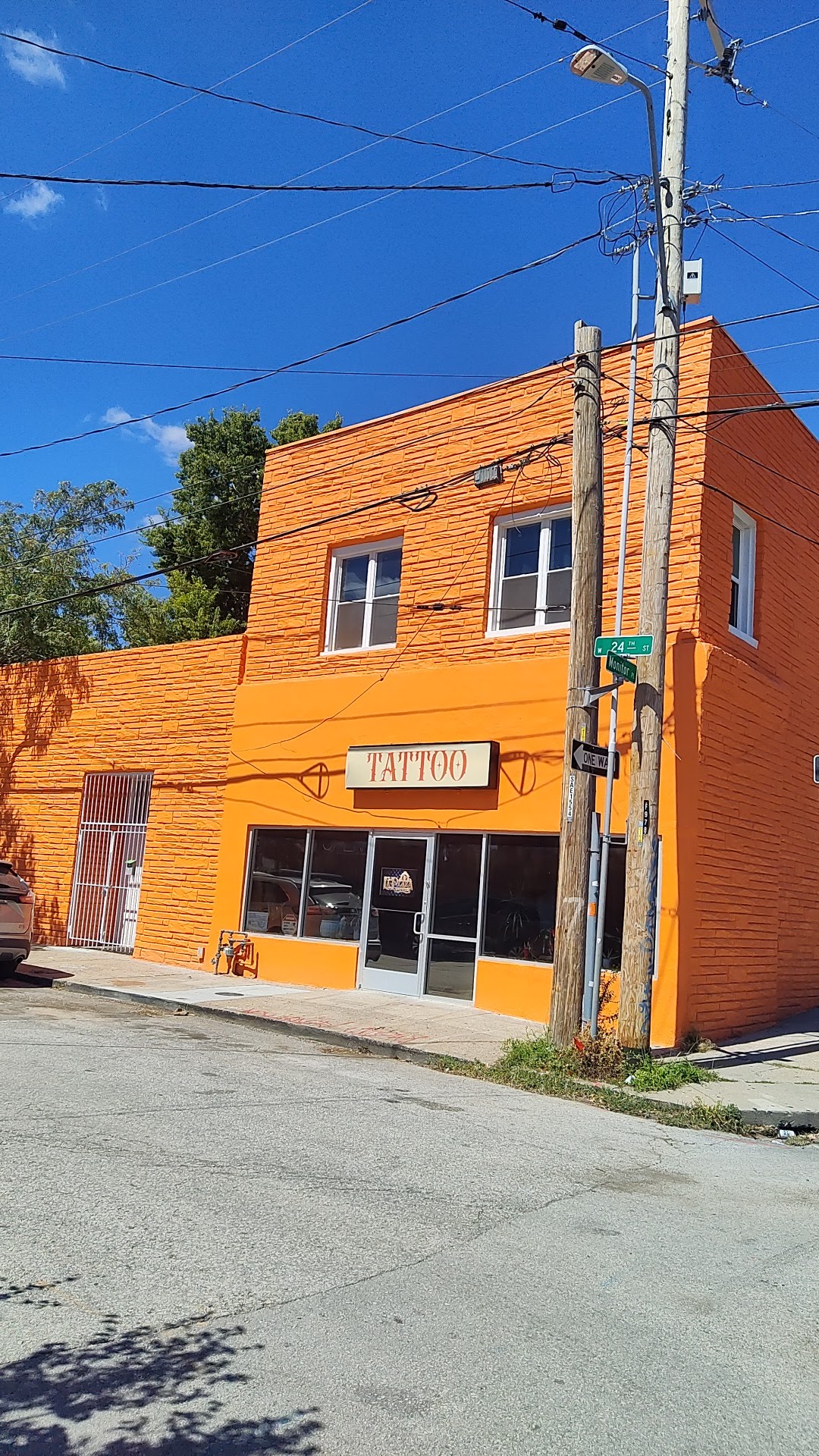 La plaza tattoo and art gallery tattoo work — photo 2