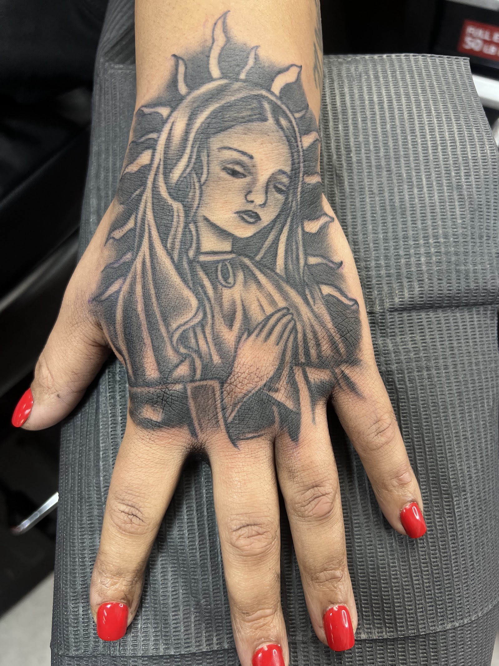 Zoe's Tattoos & Piercings tattoo work — photo 2