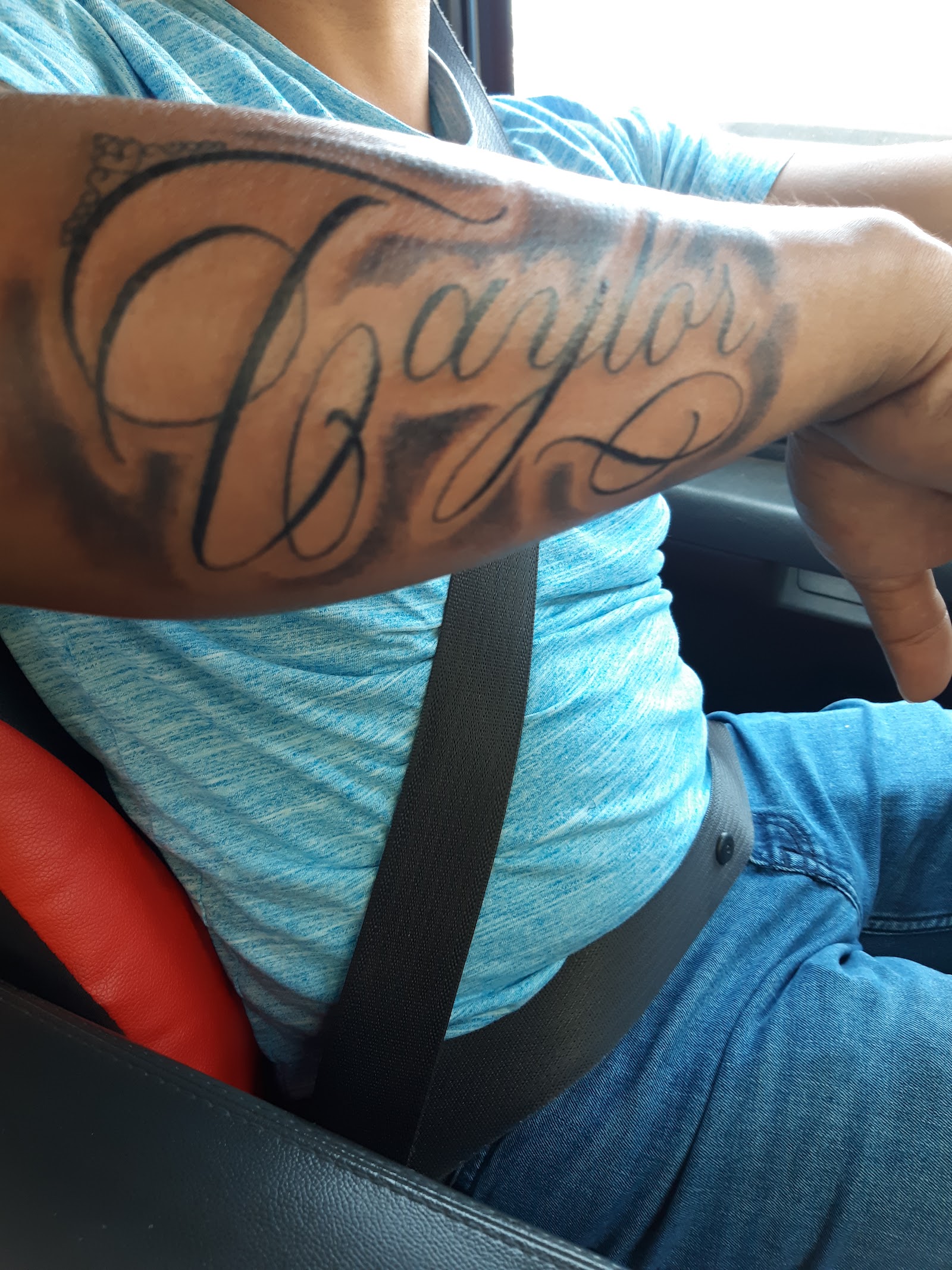 Estilo Ink Tattoo Parlor tattoo work — photo 2