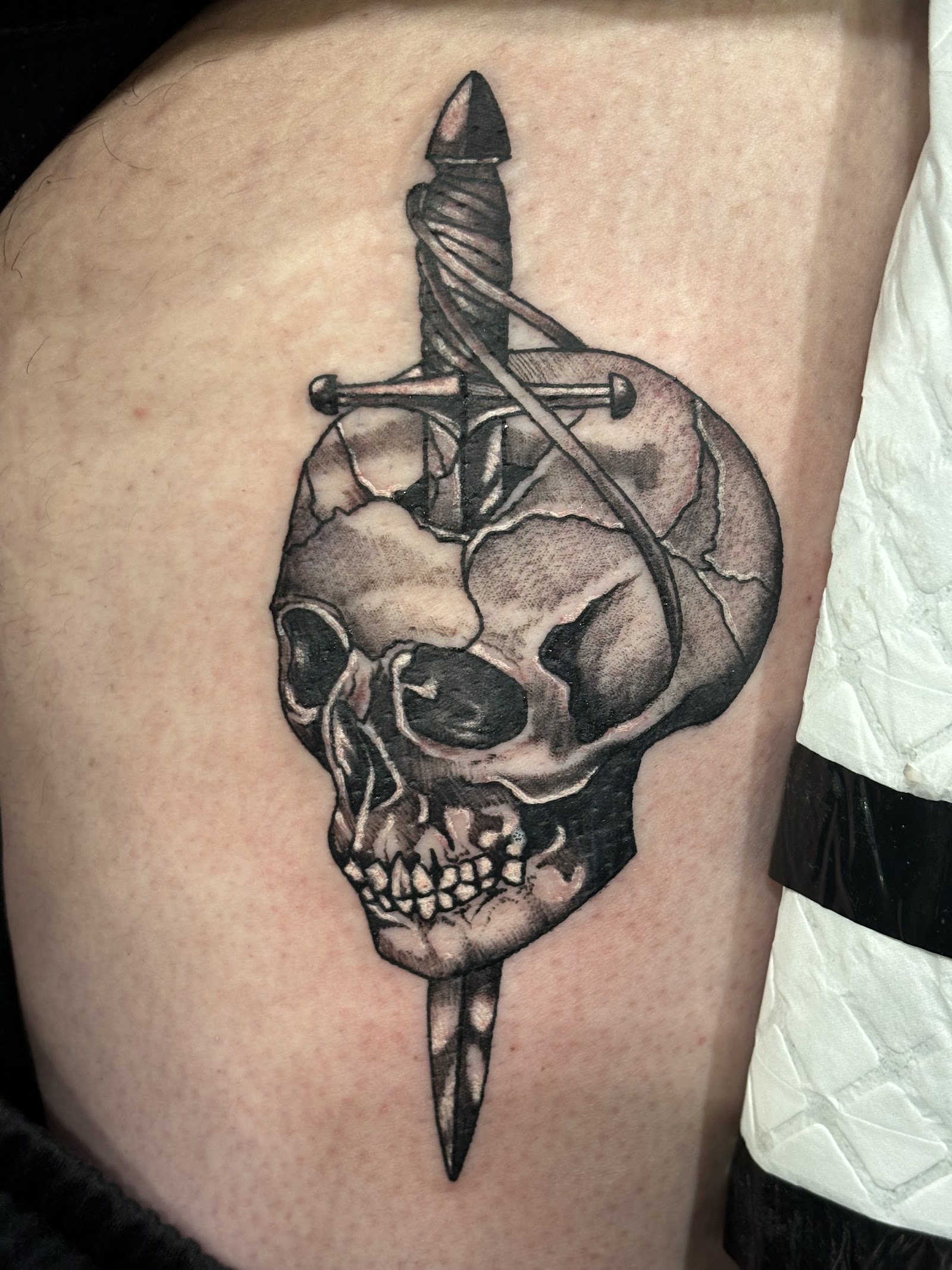Sunshine tattoo studio — tattoo studio near Bartlett