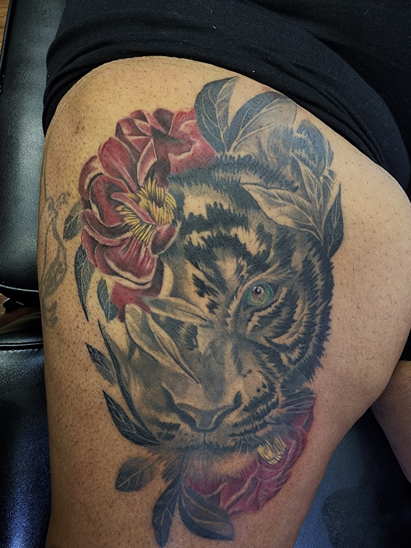 6ix One Ink tattoo work — photo 3