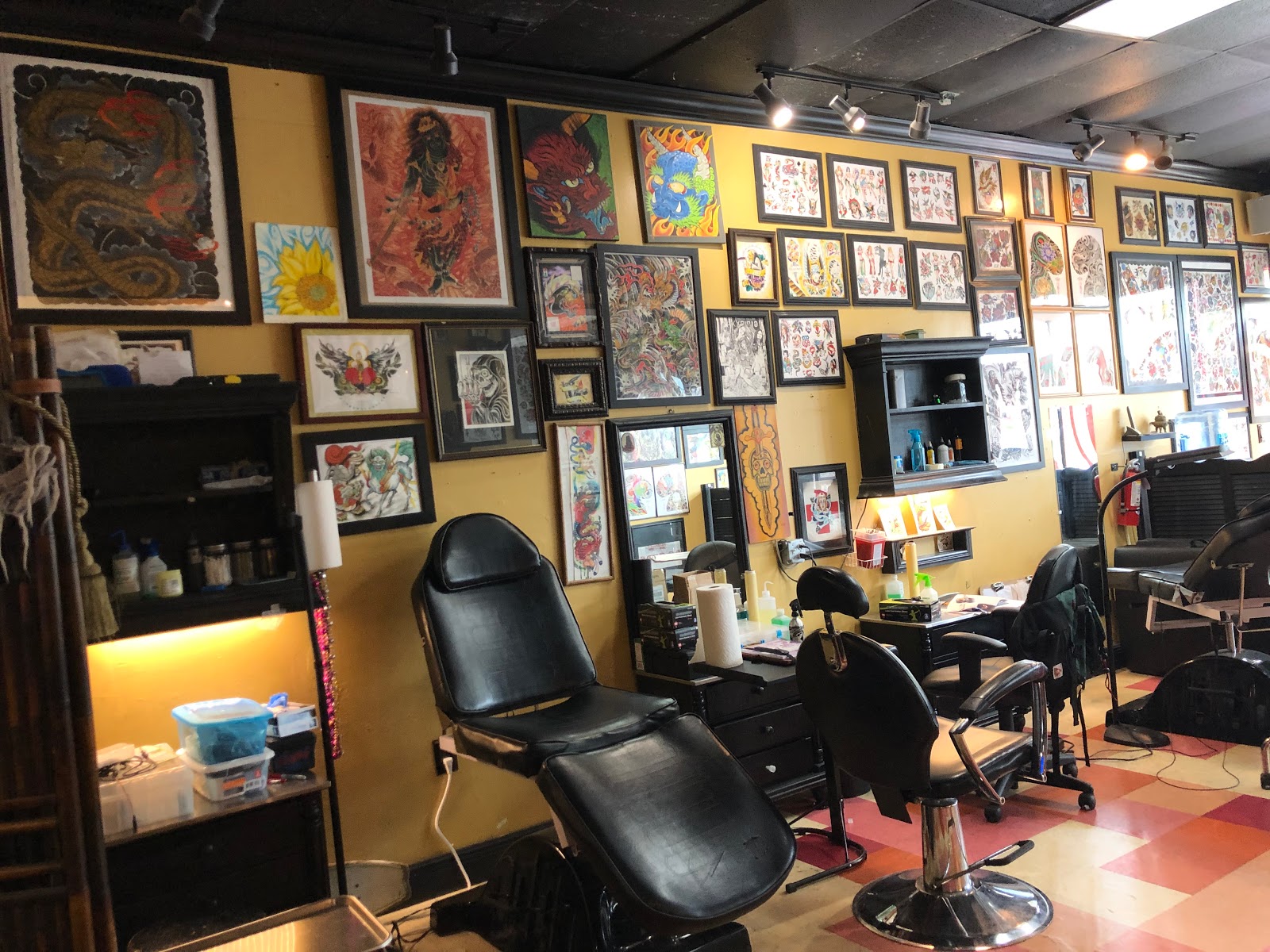 Almost Famous Tattoo Parlour tattoo work — photo 2