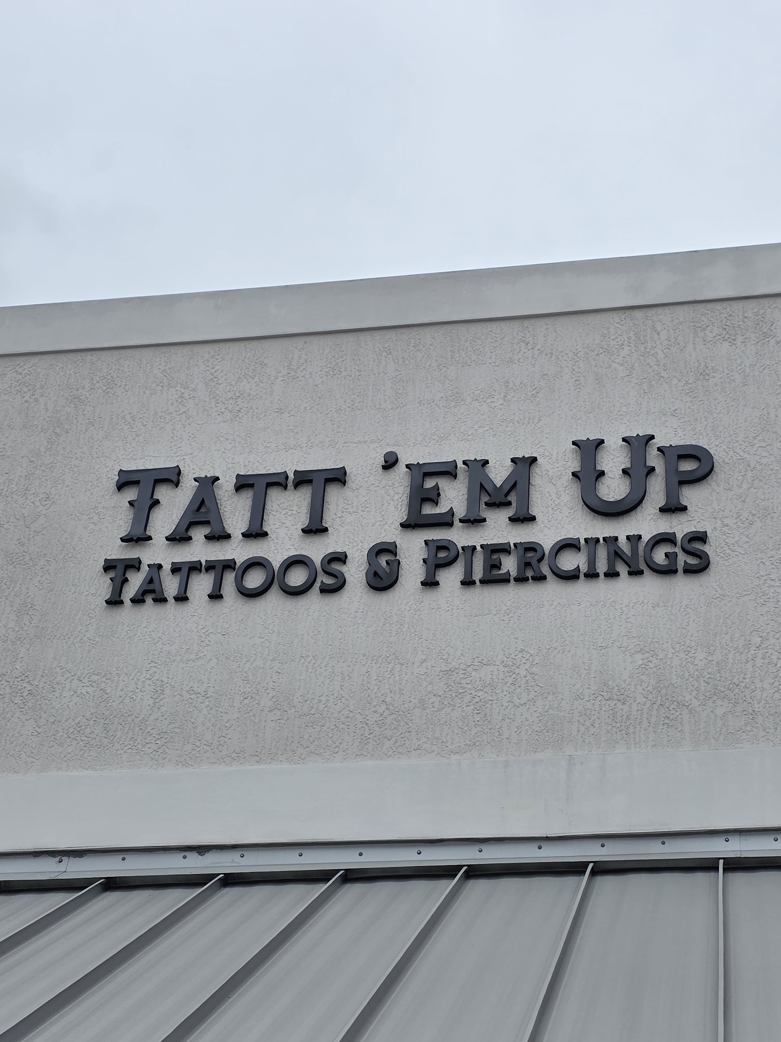 Tatt 'Em Up Tattoos & Piercings — tattoo studio in Miami