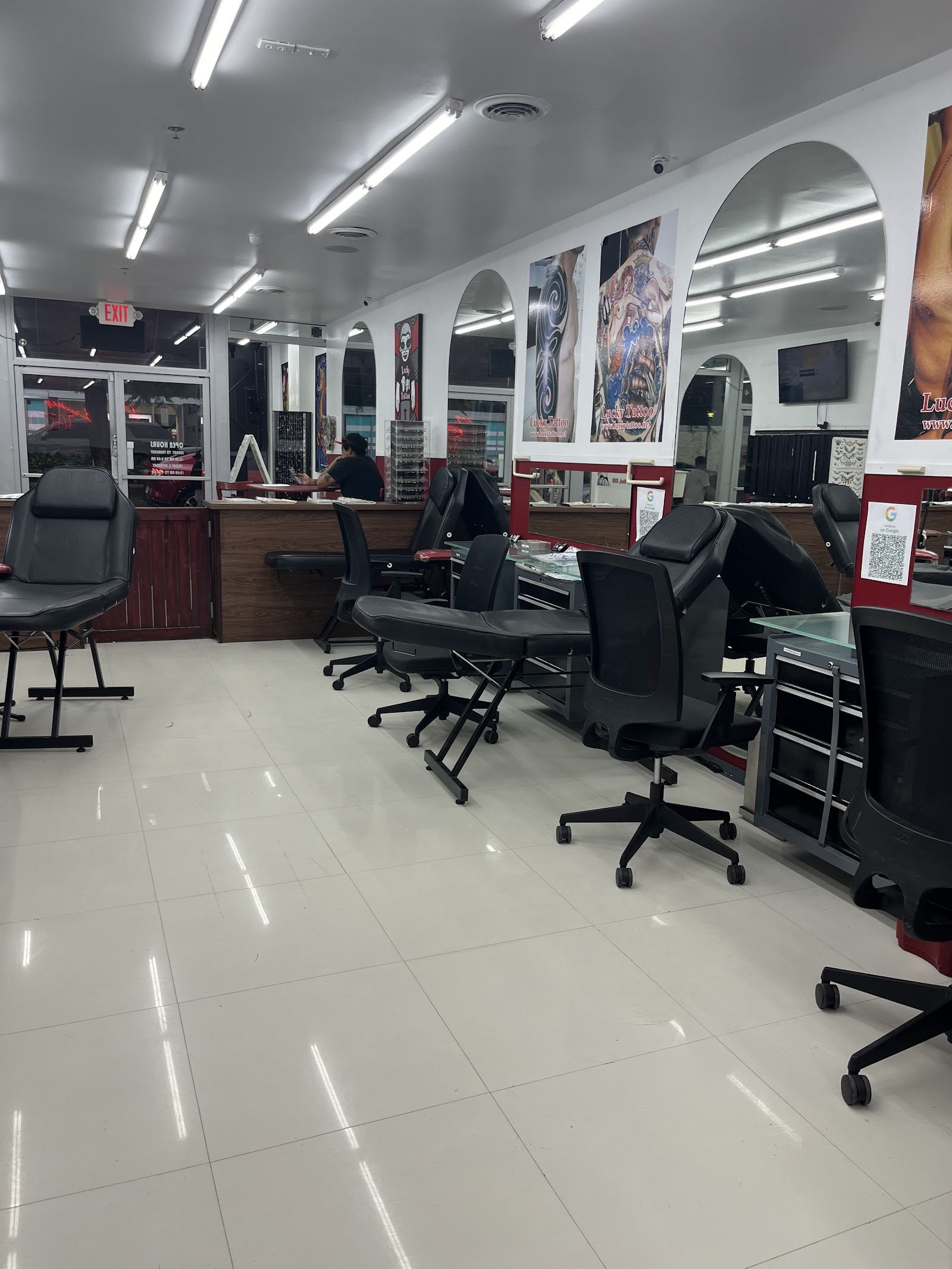 Lucky Tattoo — tattoo studio near Miami Beach