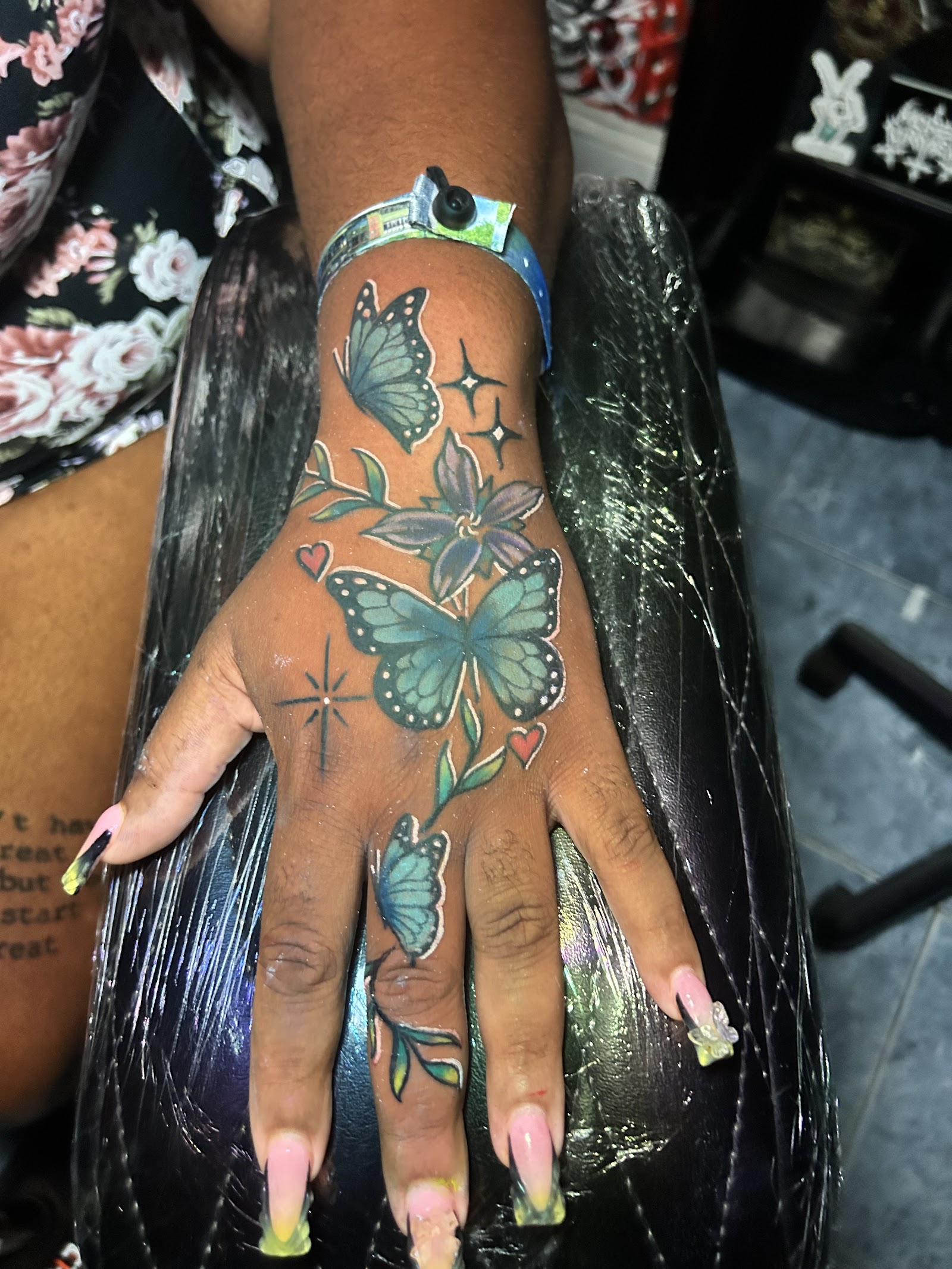 Slangin Dat Ink 1 tattoo work — photo 2
