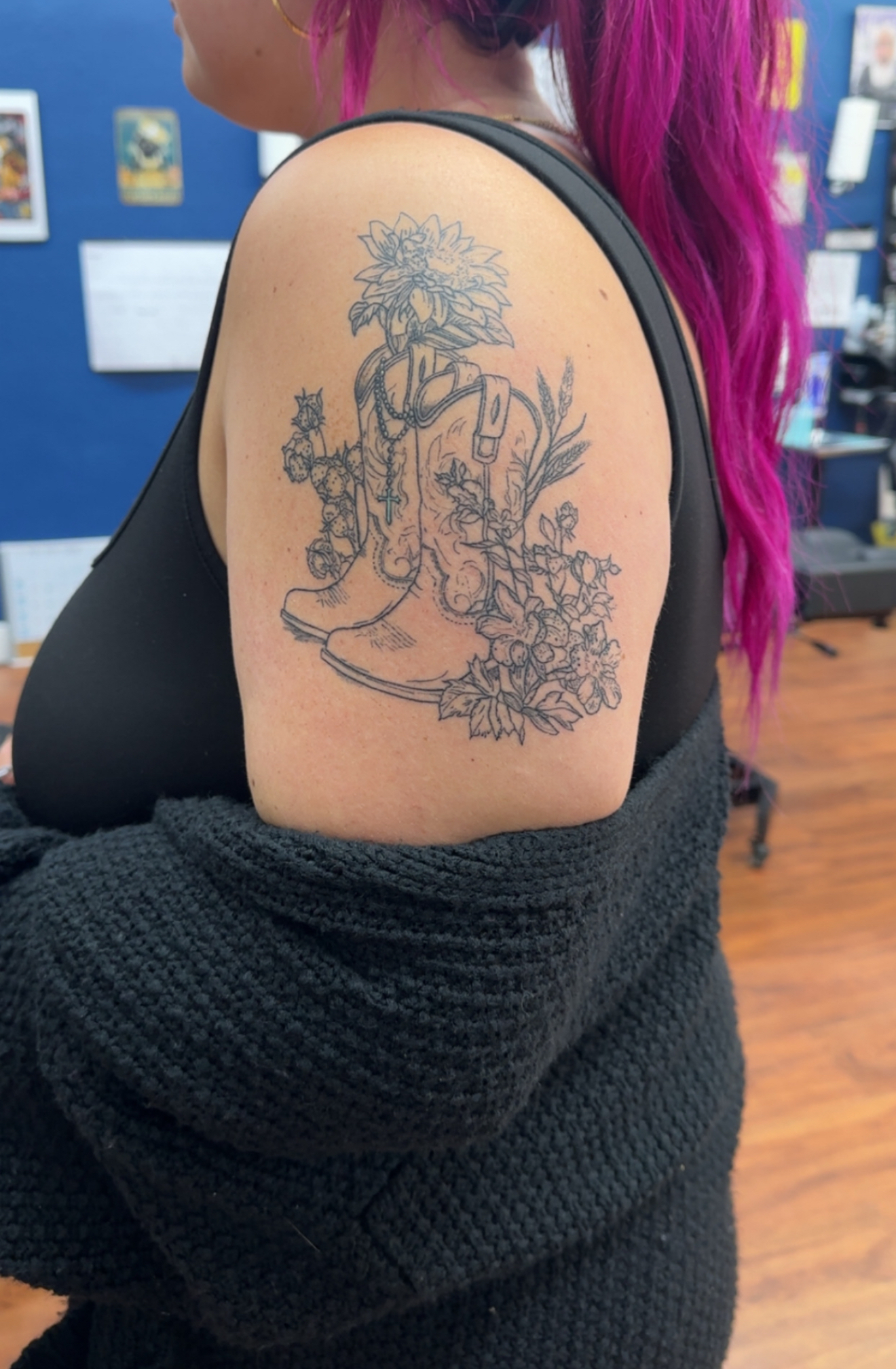 Salon De Tatouage tattoo work — photo 3
