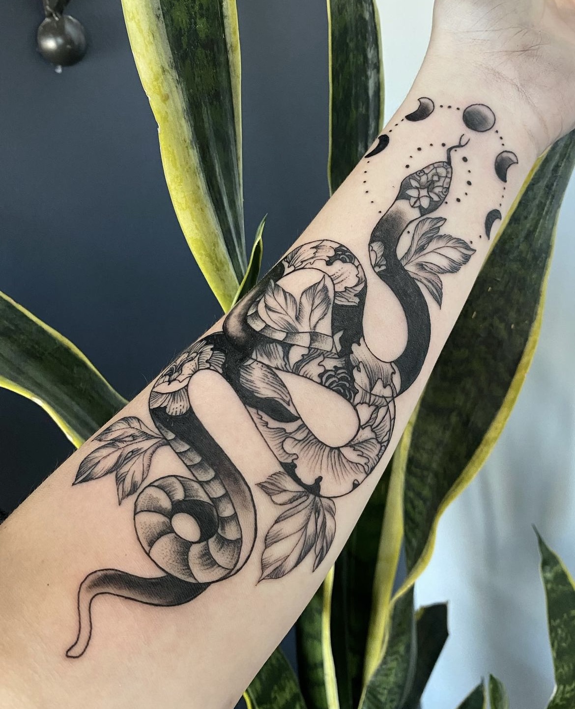 Fox Den Atelier Tattoo Shop tattoo work — photo 3