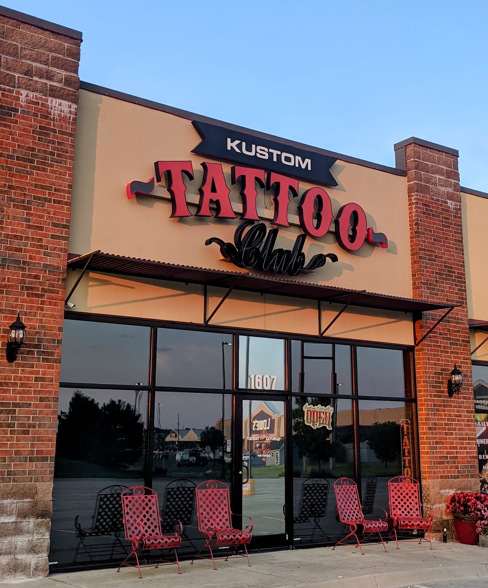 Kustom Tattoo Club tattoo work — photo 2