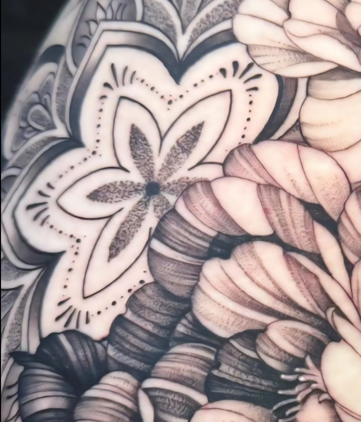 Collective Hive Tattoo — tattoo studio near Council Bluffs