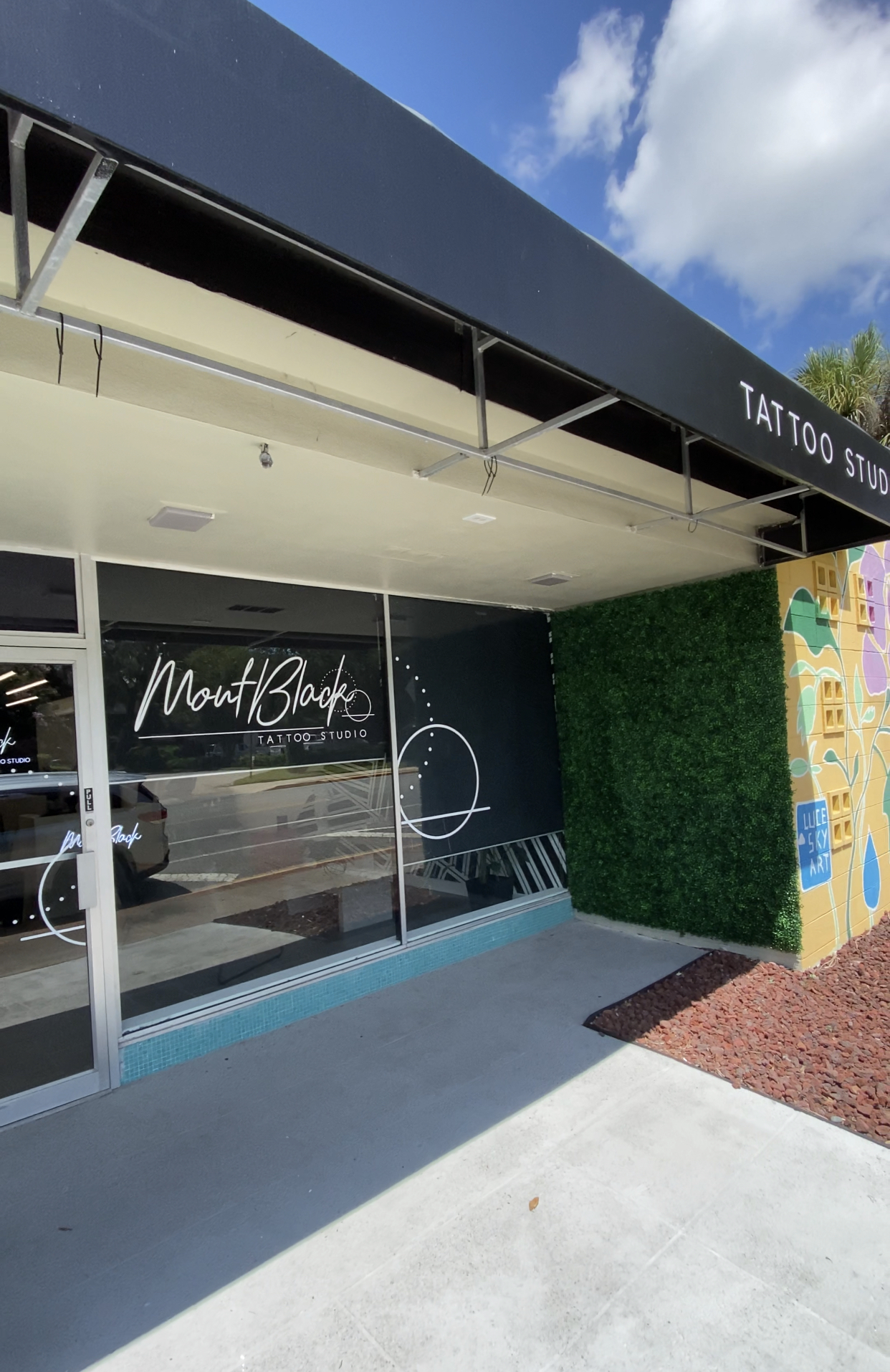 MontBlack Tattoo Studio tattoo parlor in Orlando, FL