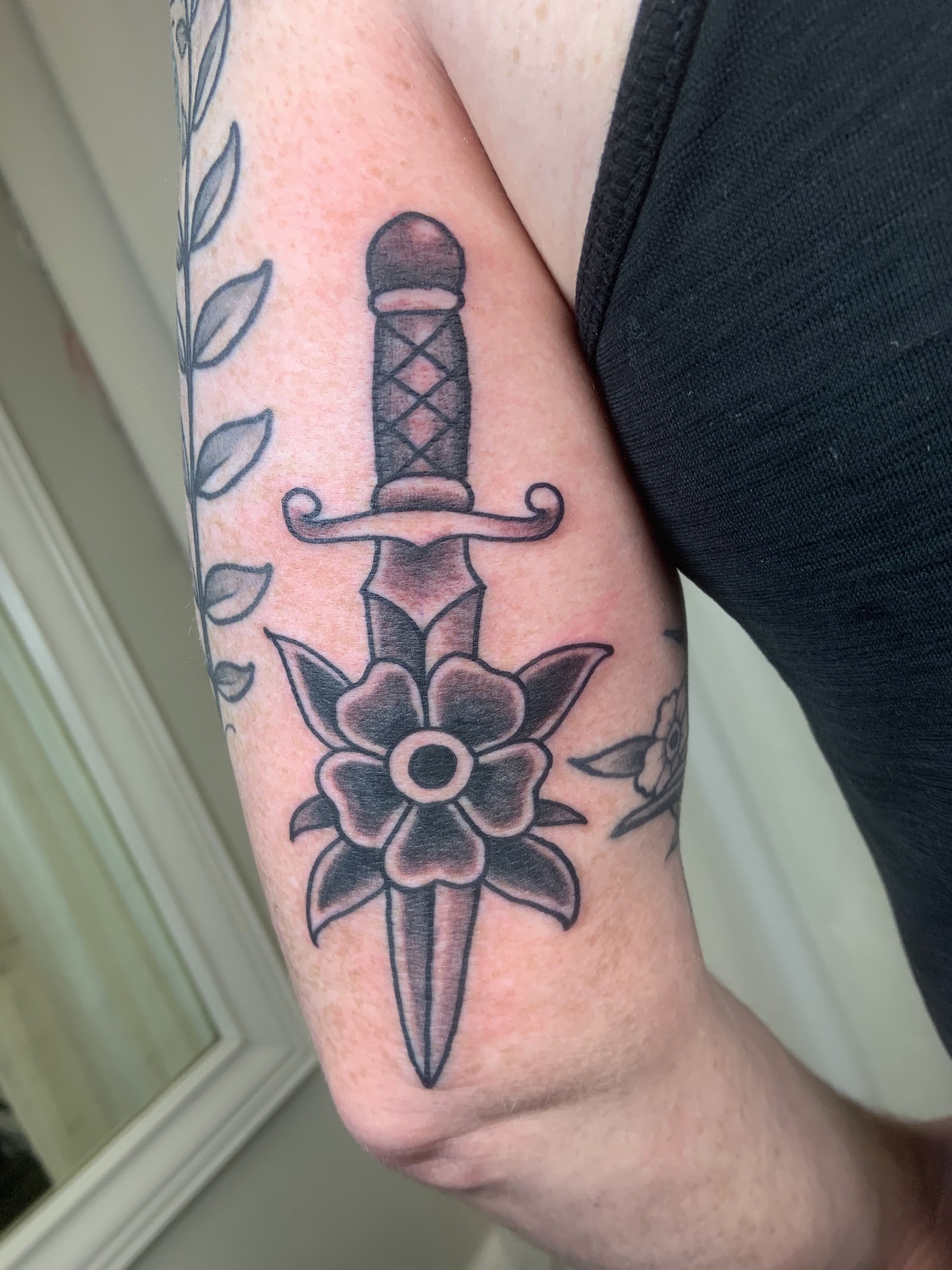Incarnation Tattoo tattoo work — photo 2