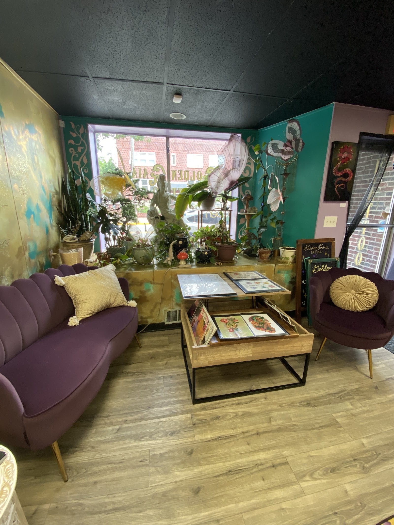 Golden Gaia Tattoo tattoo parlor in Pittsburgh, PA