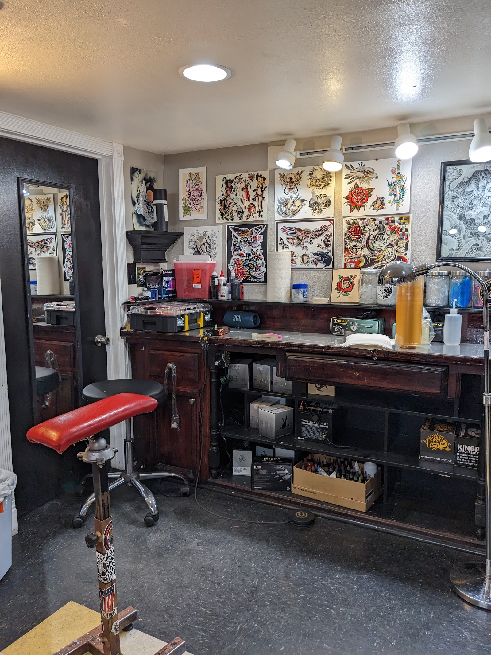 Royal Peacock Tattoo Parlor tattoo work — photo 3