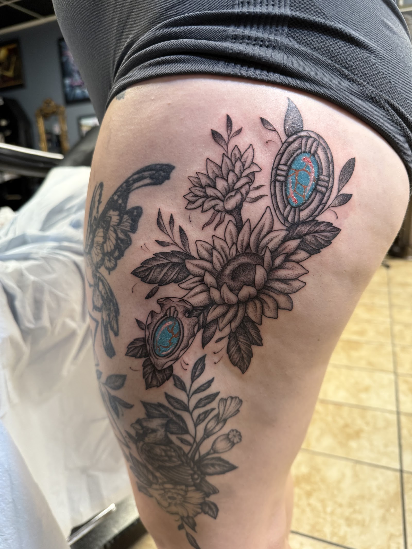 Graves Ink Tattoo Studio tattoo work — photo 2