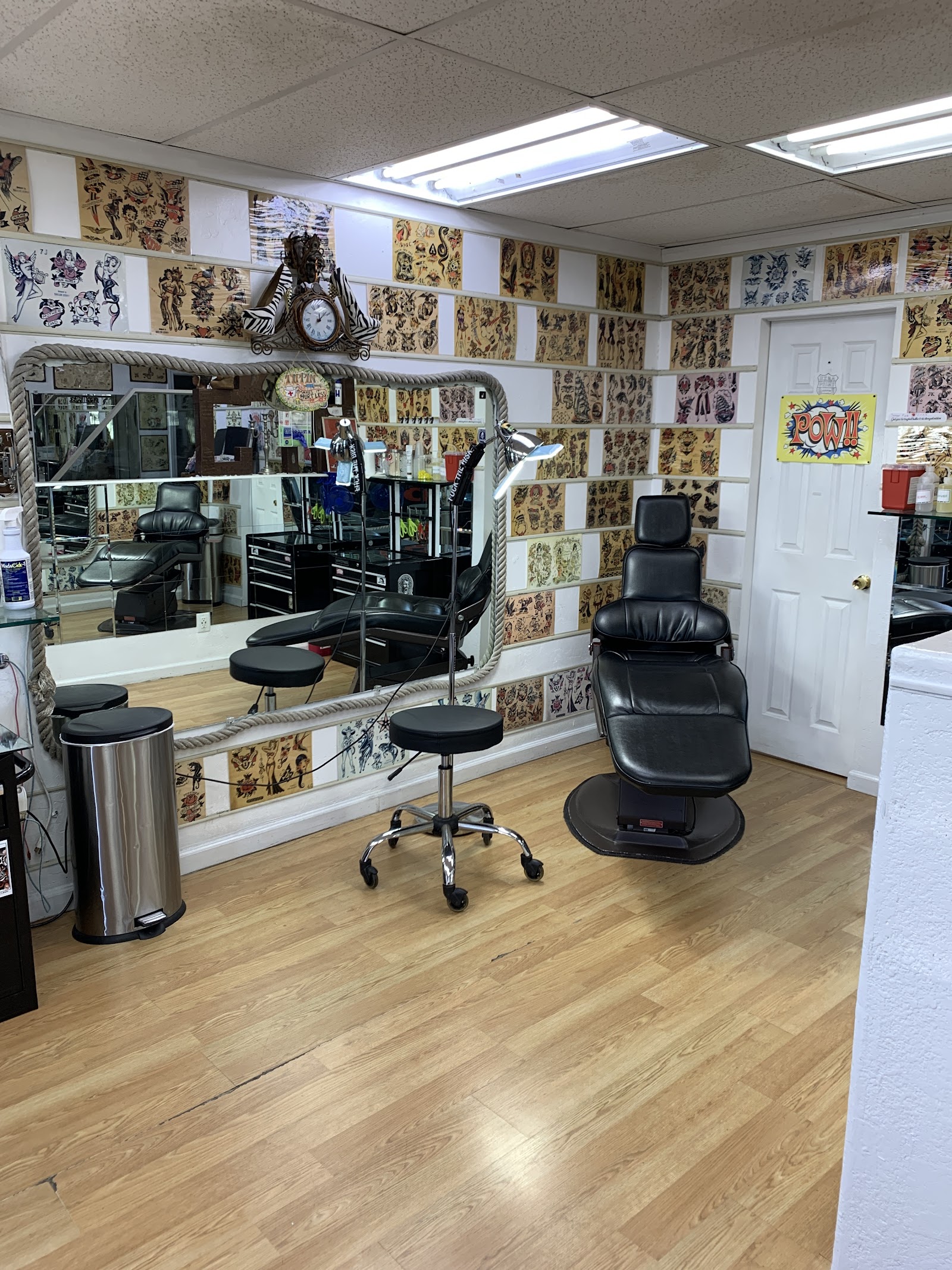 24hr Tattoo and Piercing tattoo work — photo 3