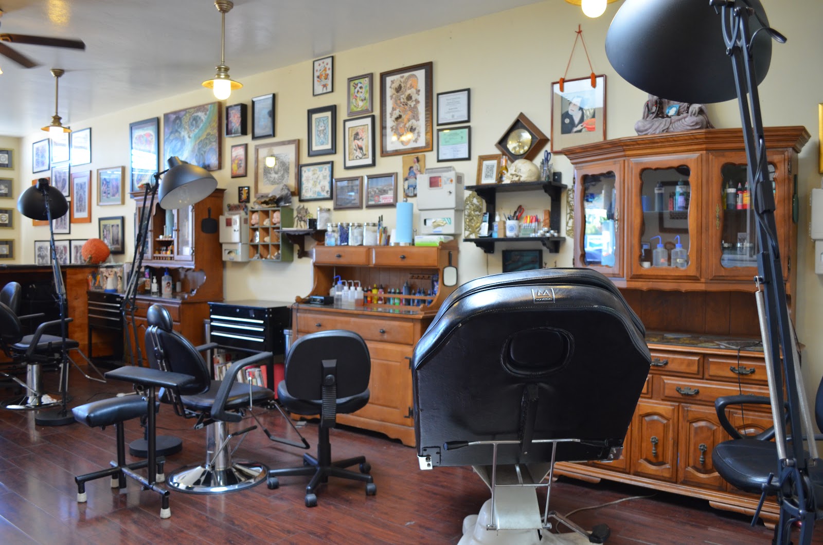 King's Head Tattoo tattoo work — photo 2