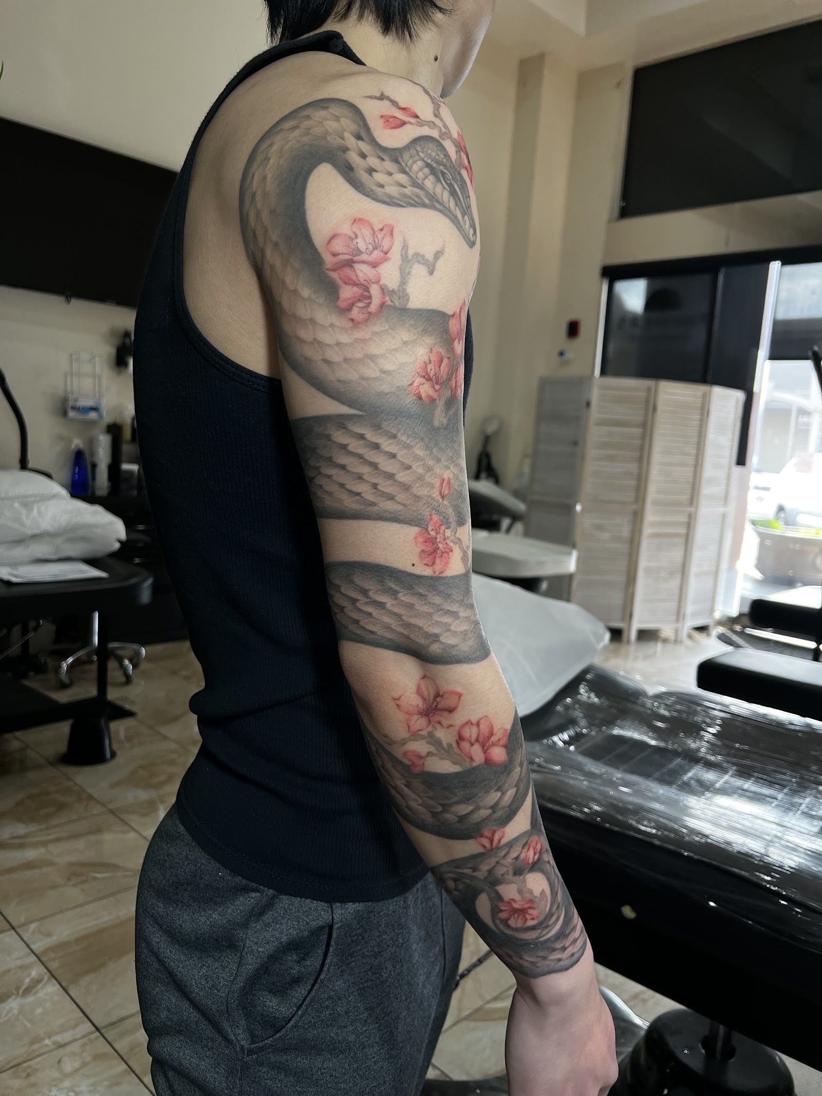 9 Dragons Ink tattoo work — photo 2