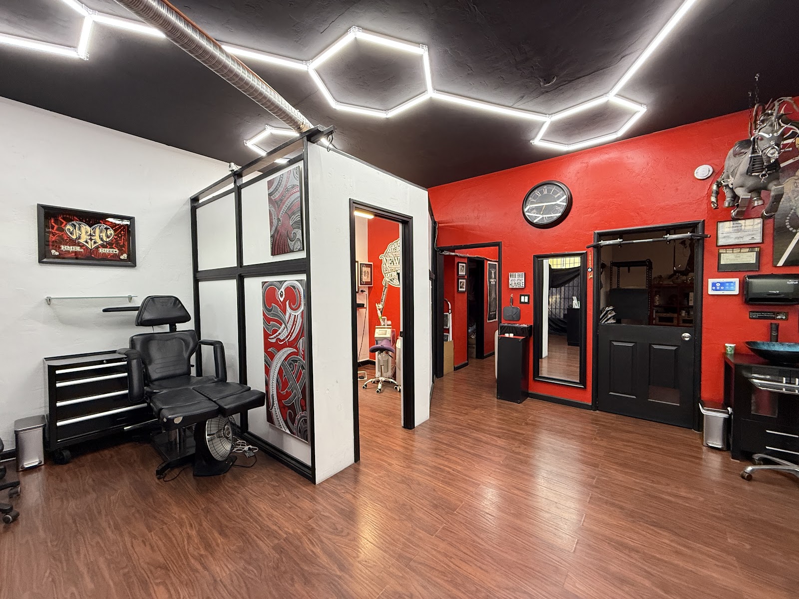 MARS Ink Tattoo Studio & New Skin Pop-Up Clinic tattoo work — photo 2