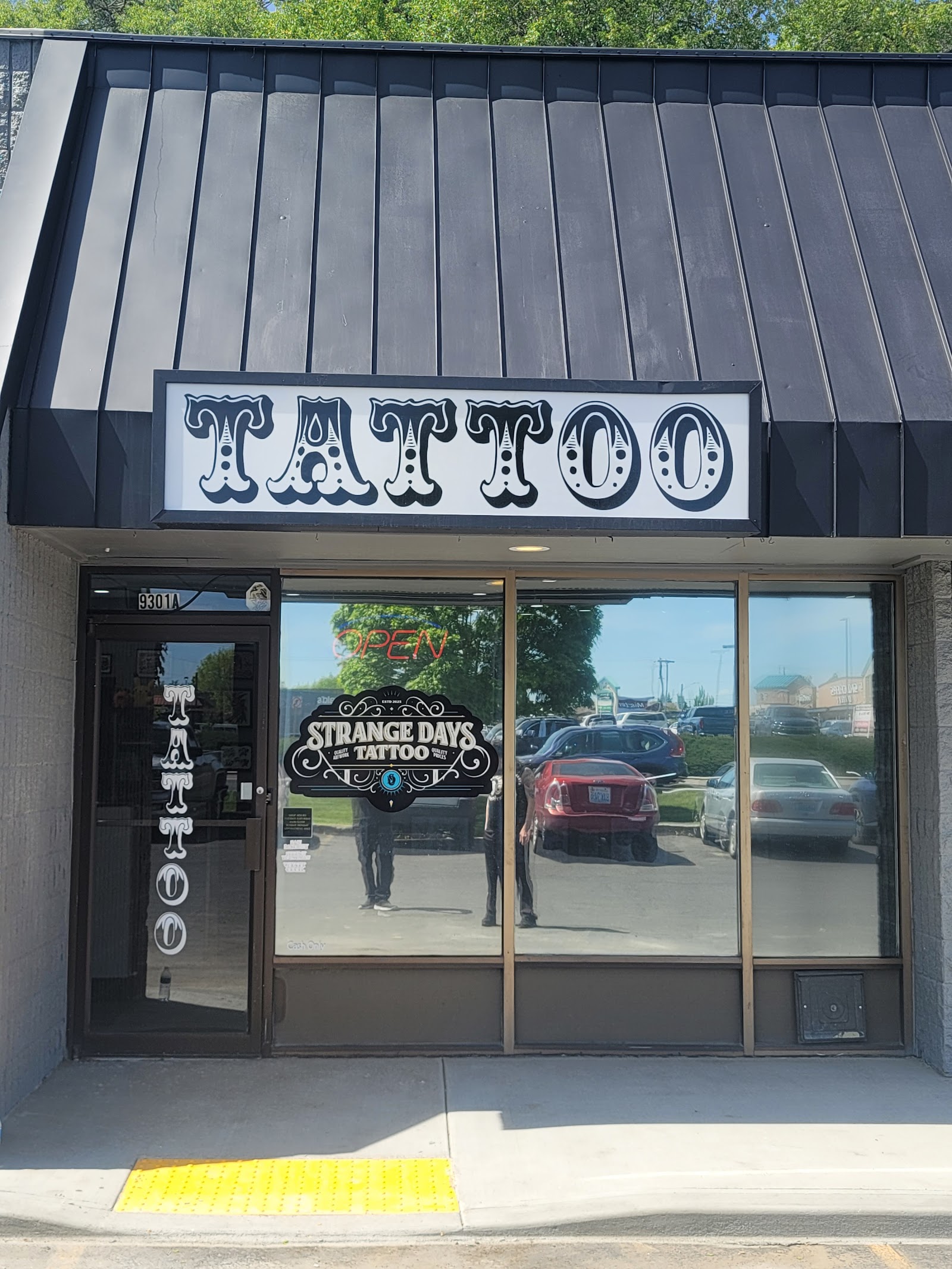 Strange Days Tattoo tattoo work — photo 3