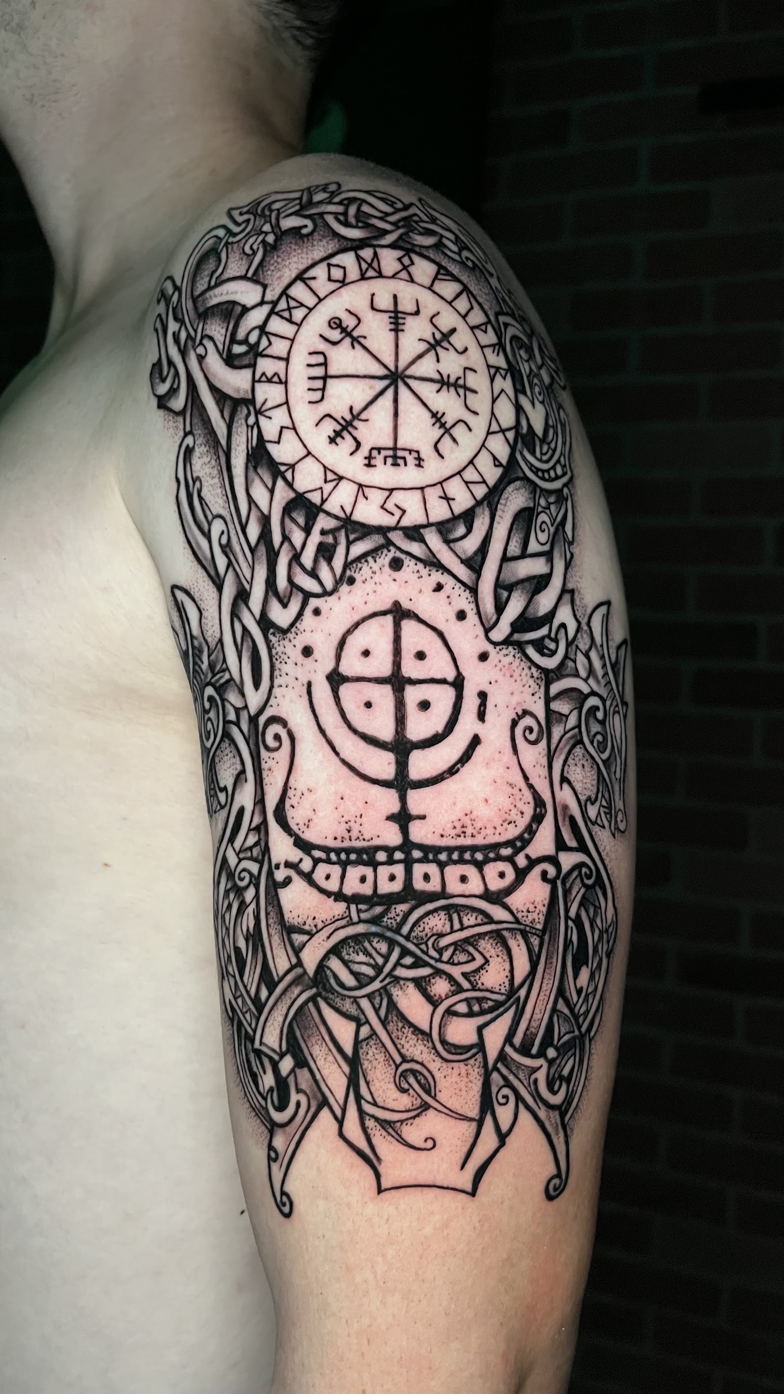 Angry Raven Tattoo tattoo work — photo 2
