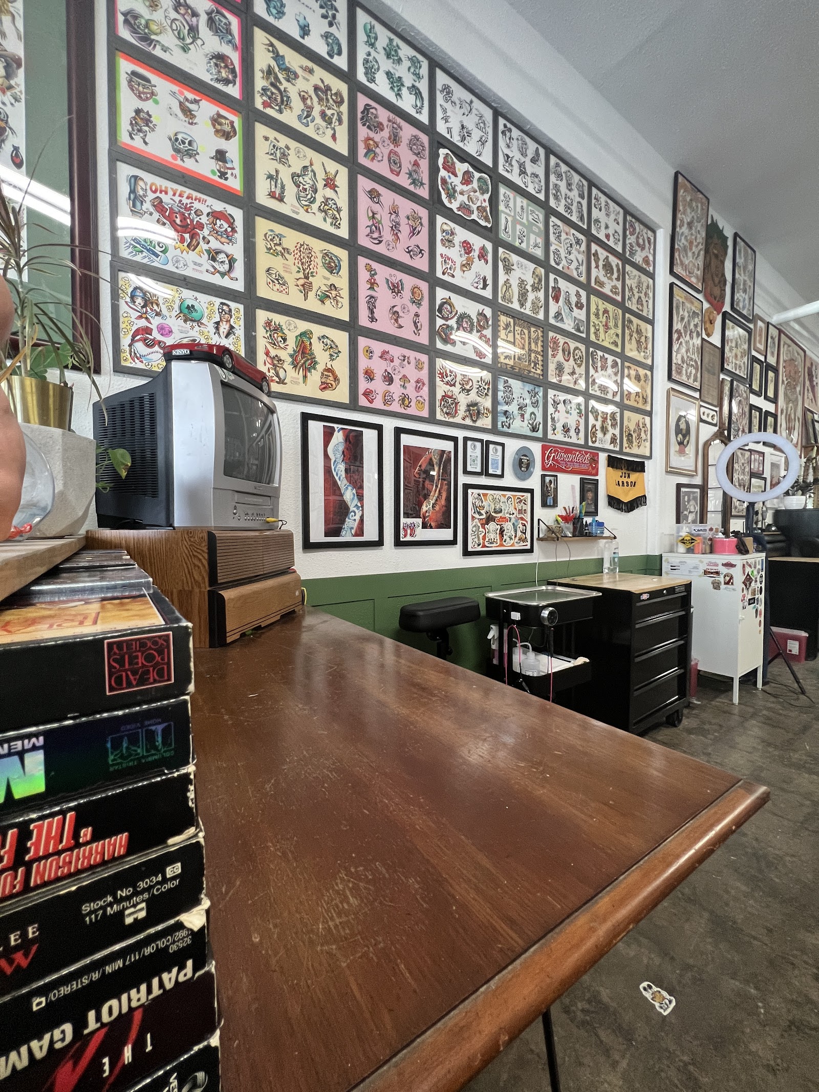 Gift Shop Tattooing tattoo work — photo 2