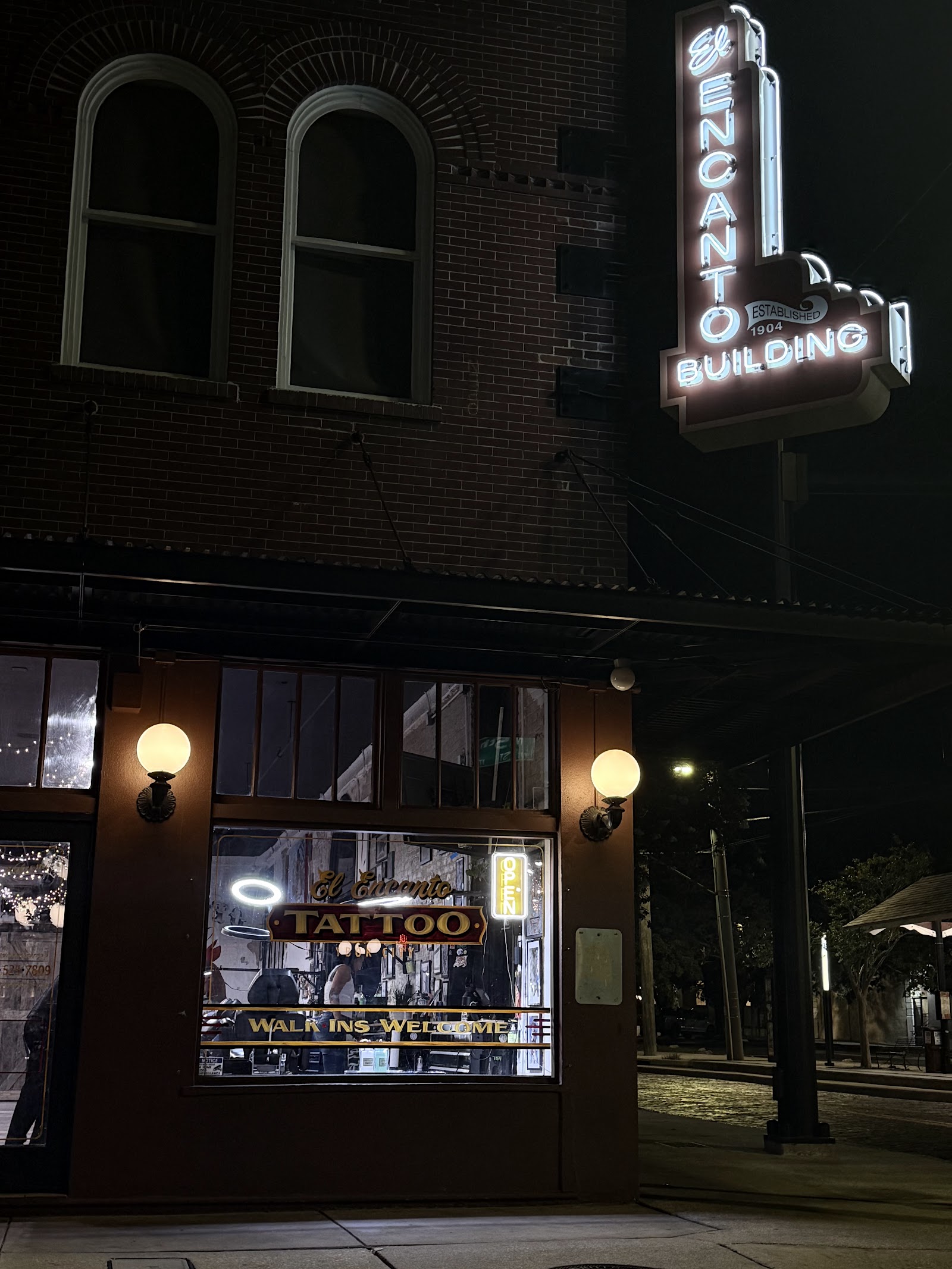 El Encanto Tattoo tattoo parlor in Tampa, FL