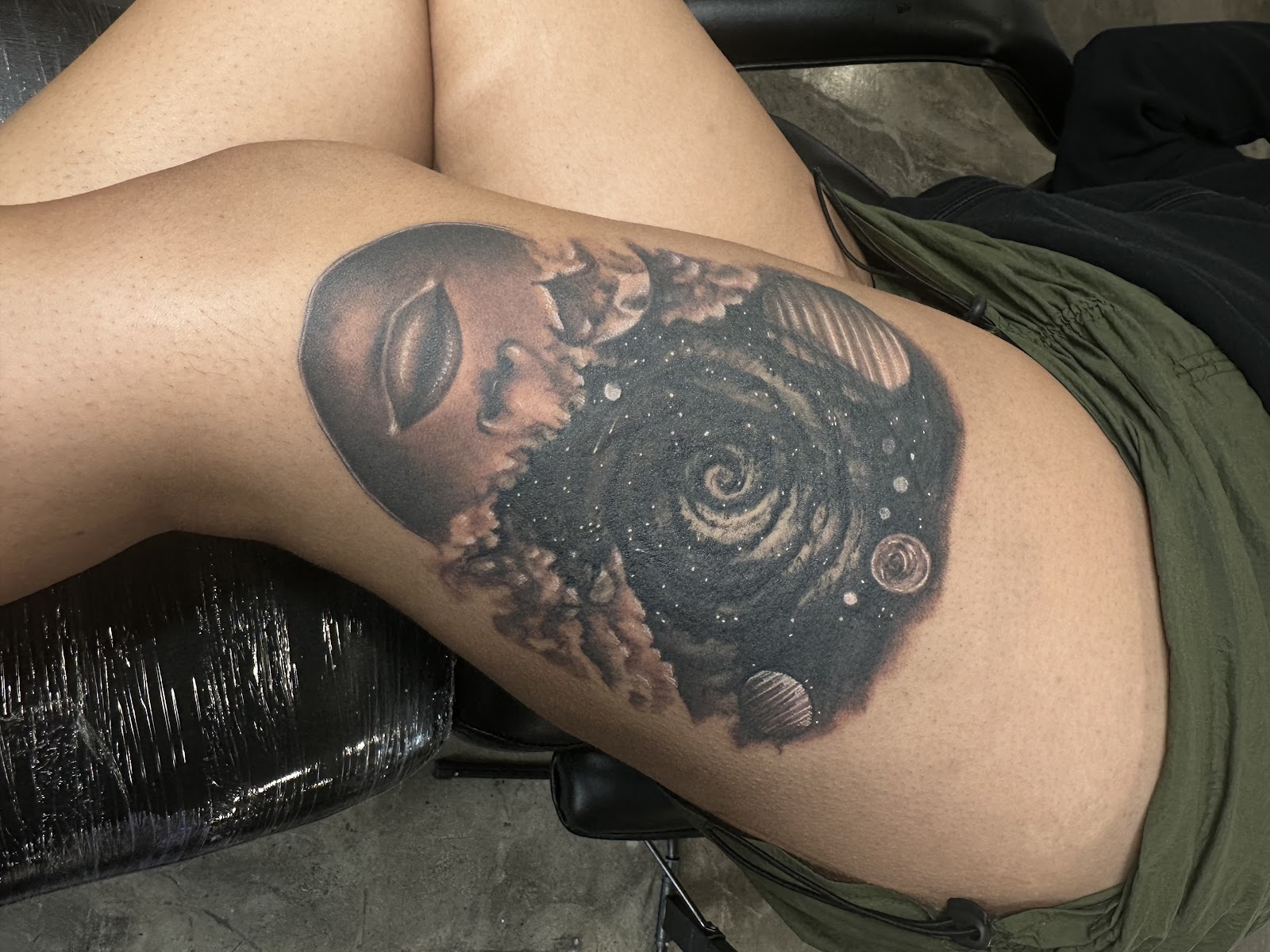 El Encanto Tattoo tattoo work — photo 3