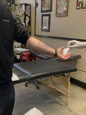Under the Needle — tattoo studio near Redmond