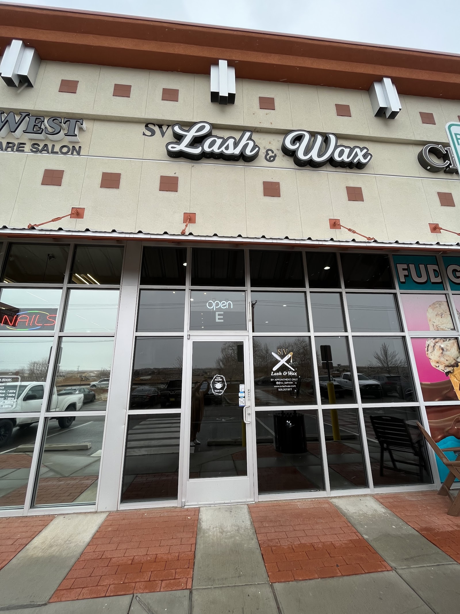 SV Lash & Wax — photo 2