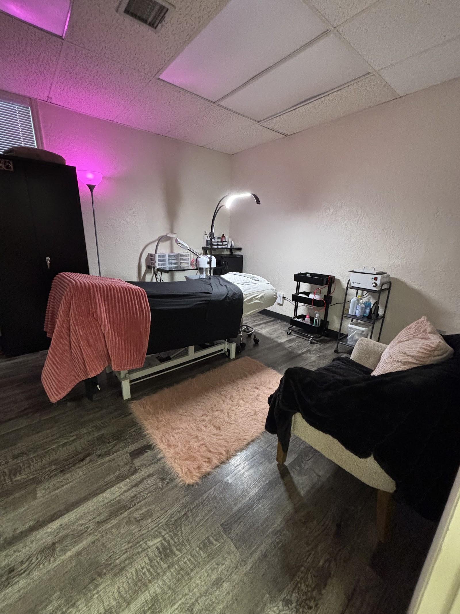 Pure Beauty Aesthetics LLC — photo 3