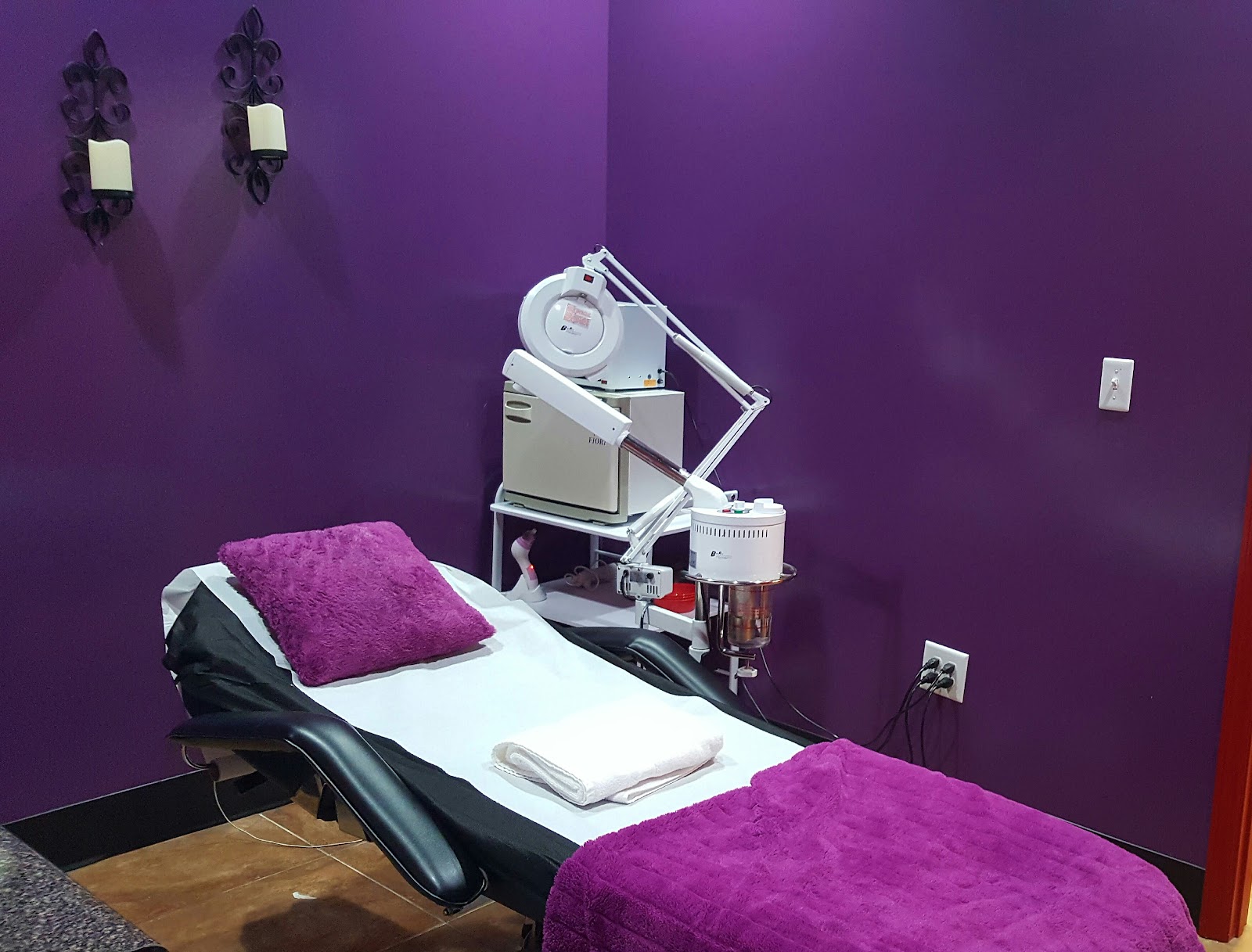 Beauty Buzz Threading & Lash Studio — photo 2