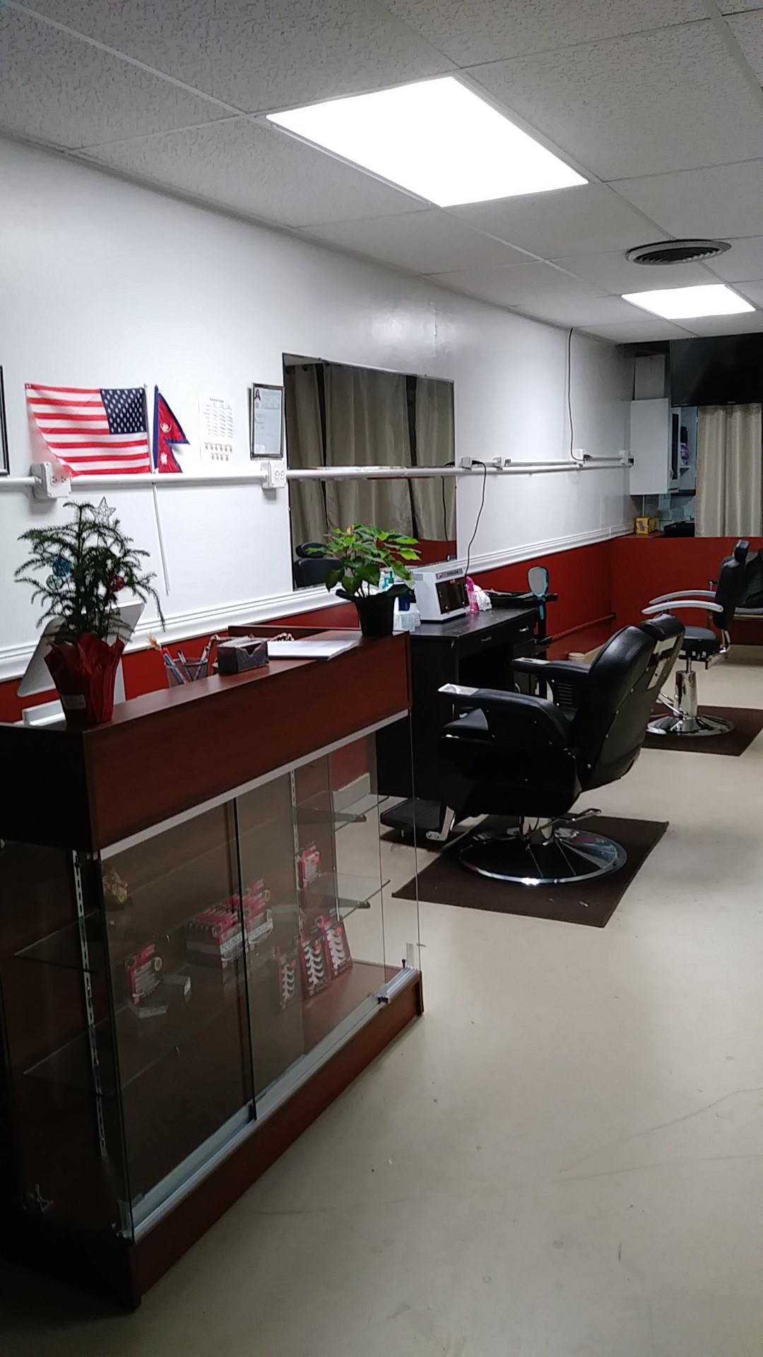 Bini Threading Lounge — photo 2